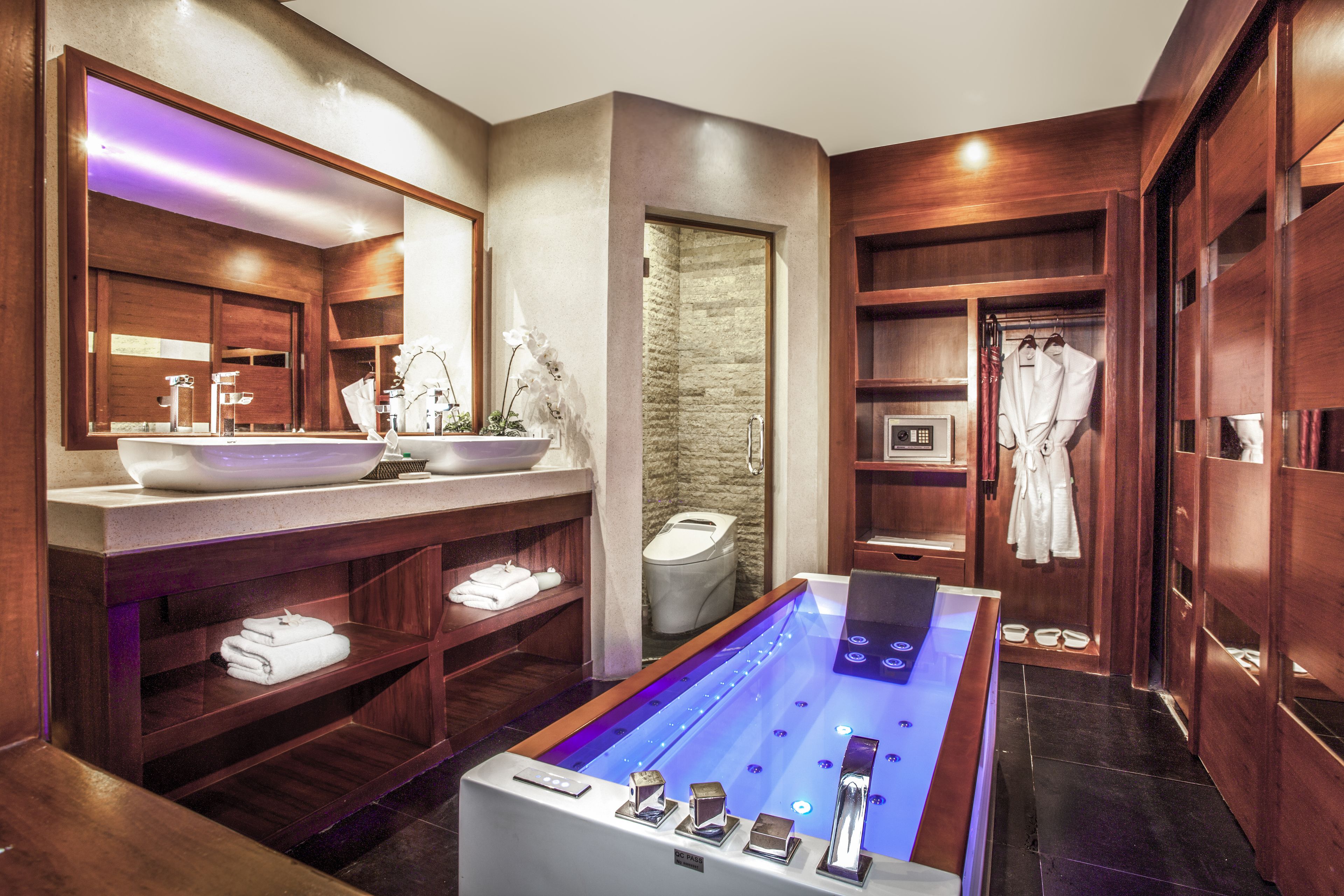 Astagina Resort Villas & Spa