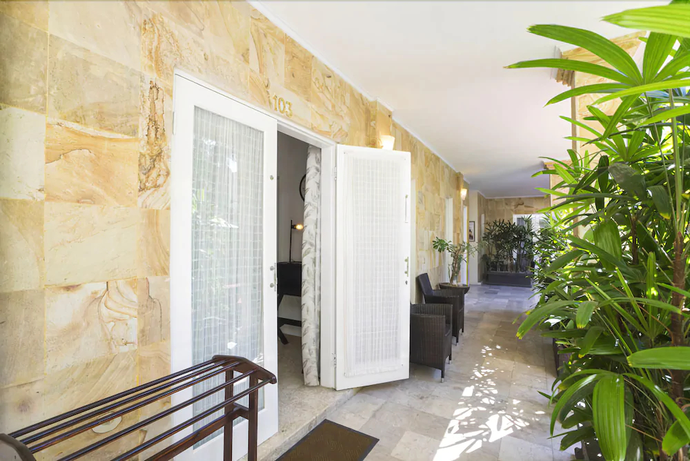 Beach Melati Apartments