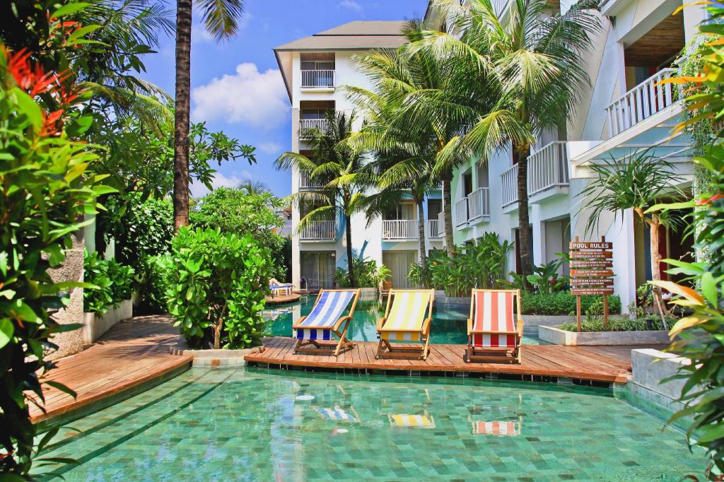 Bliss Surfer Hotel