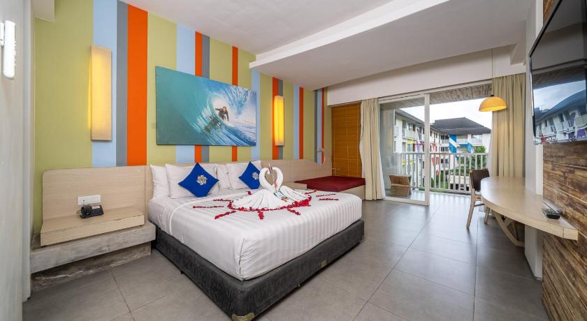 Bliss Surfer Hotel