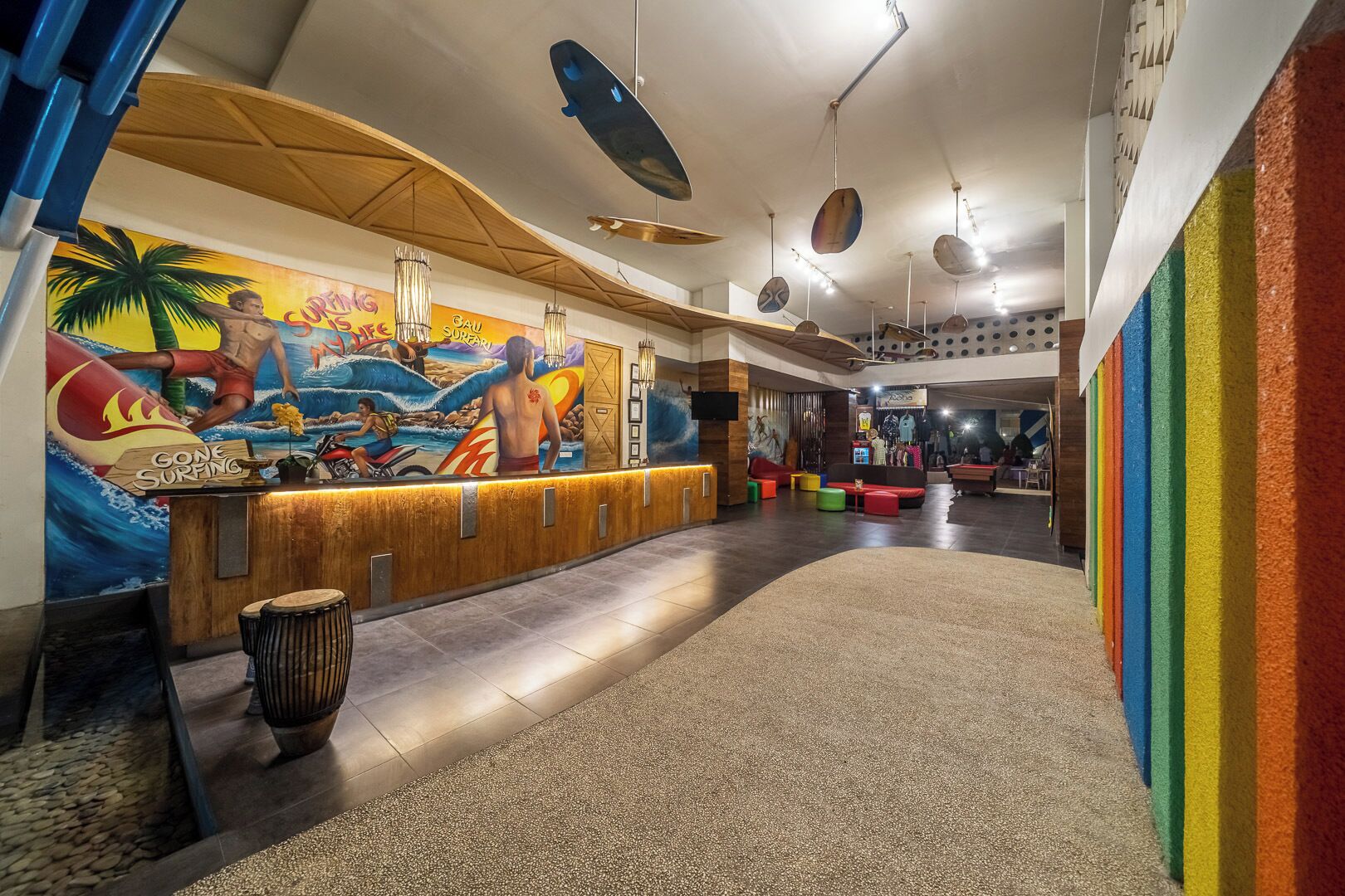 Bliss Surfer Hotel