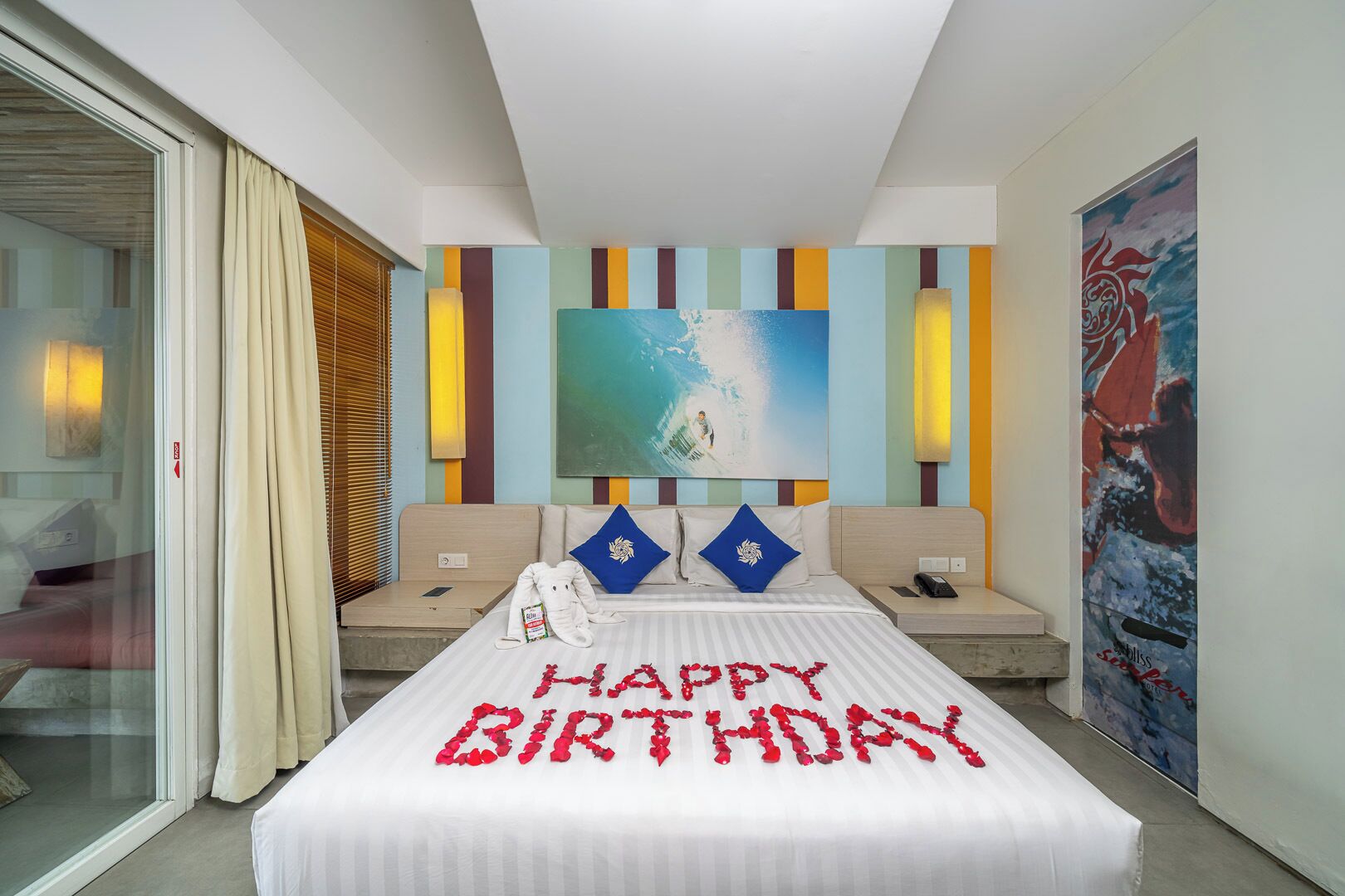 Bliss Surfer Hotel