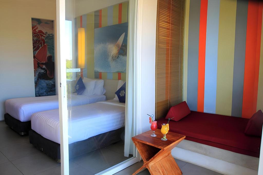 Bliss Surfer Hotel