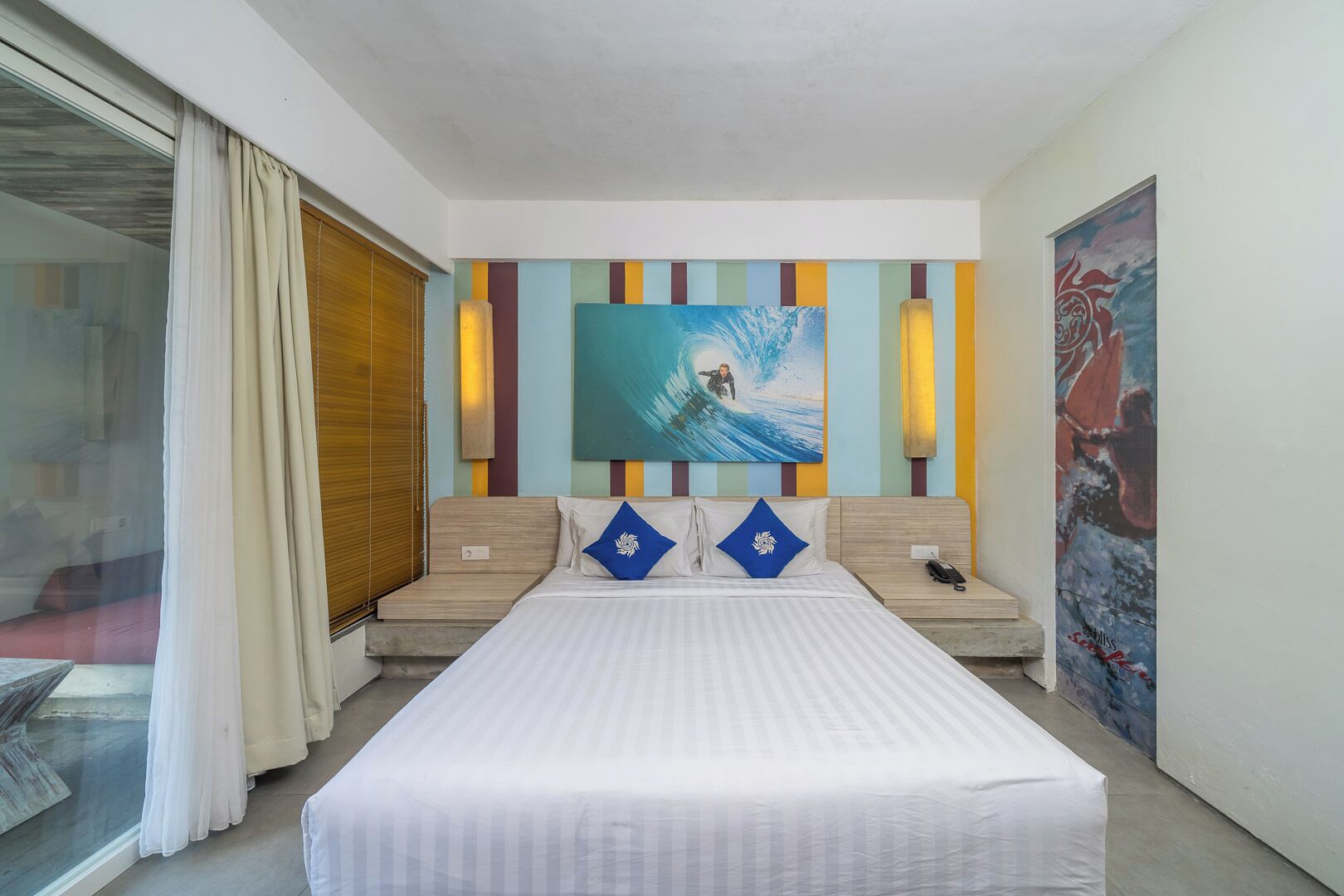Bliss Surfer Hotel