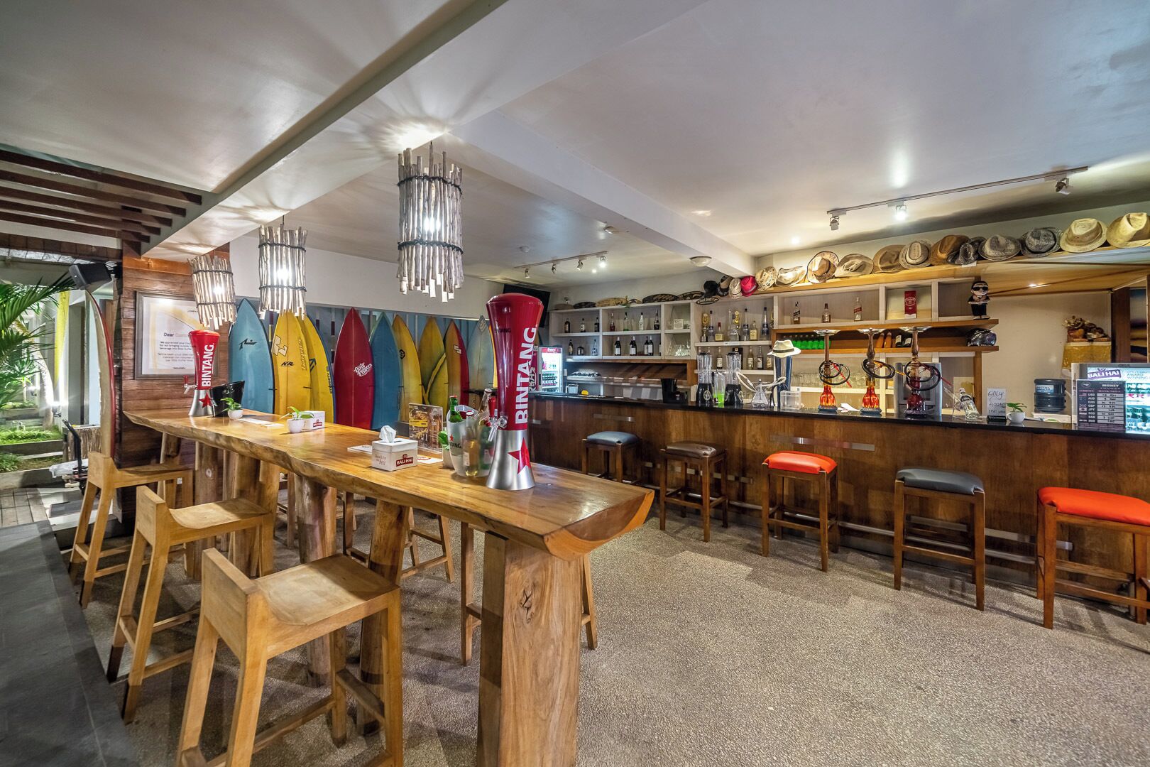 Bliss Surfer Hotel