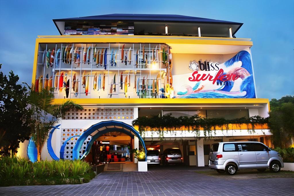 Bliss Surfer Hotel