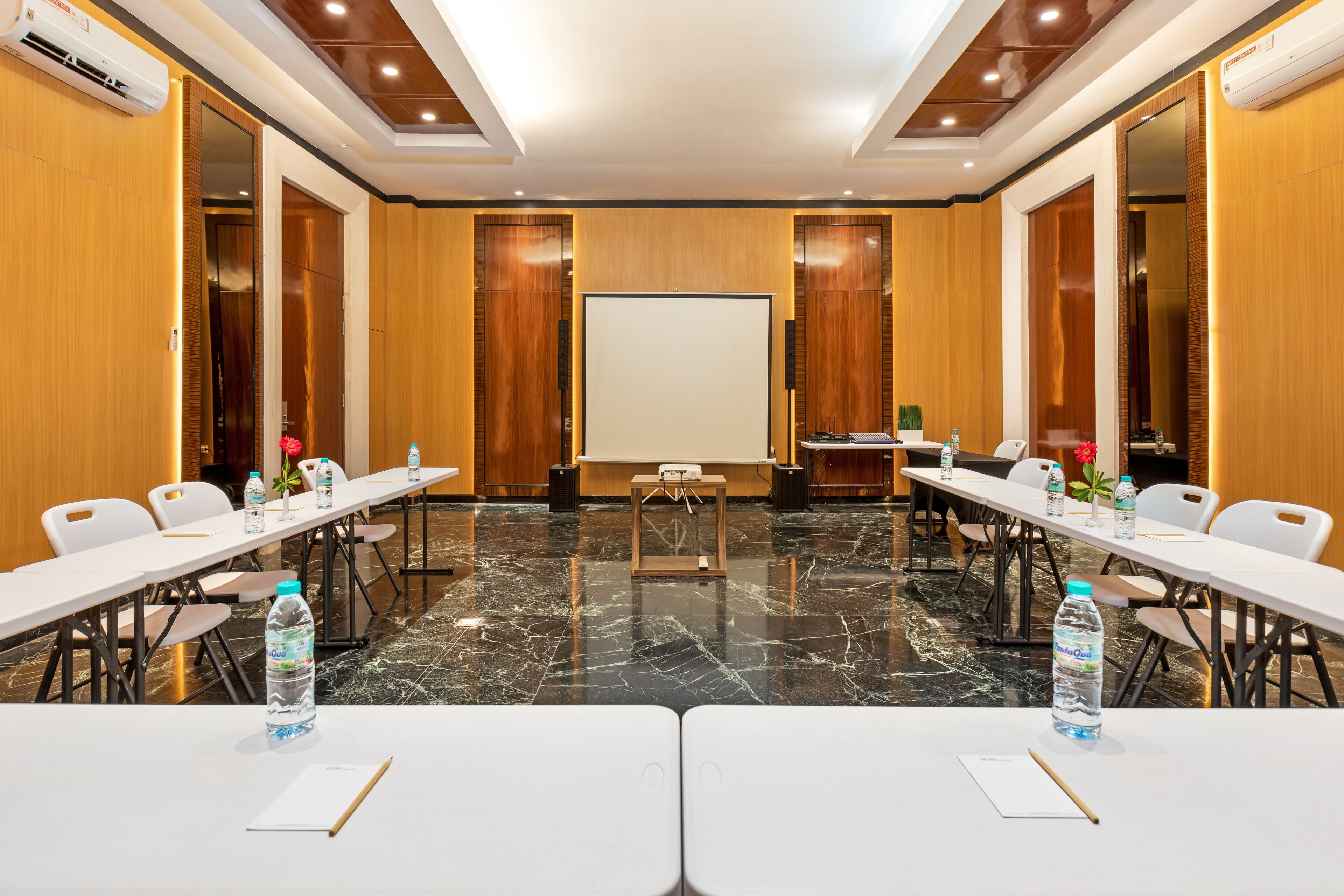 Boss Legian Hotel
