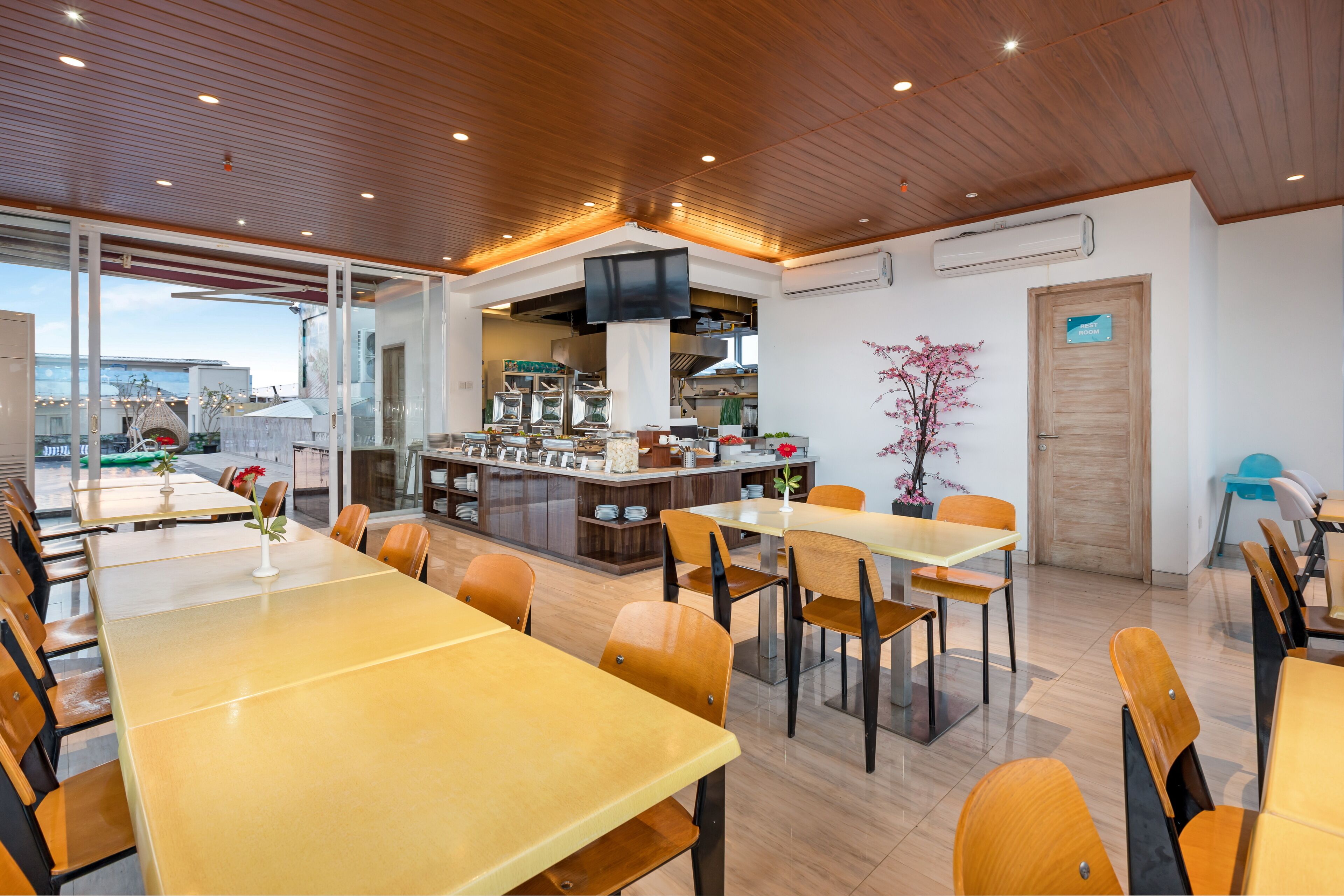 Boss Legian Hotel