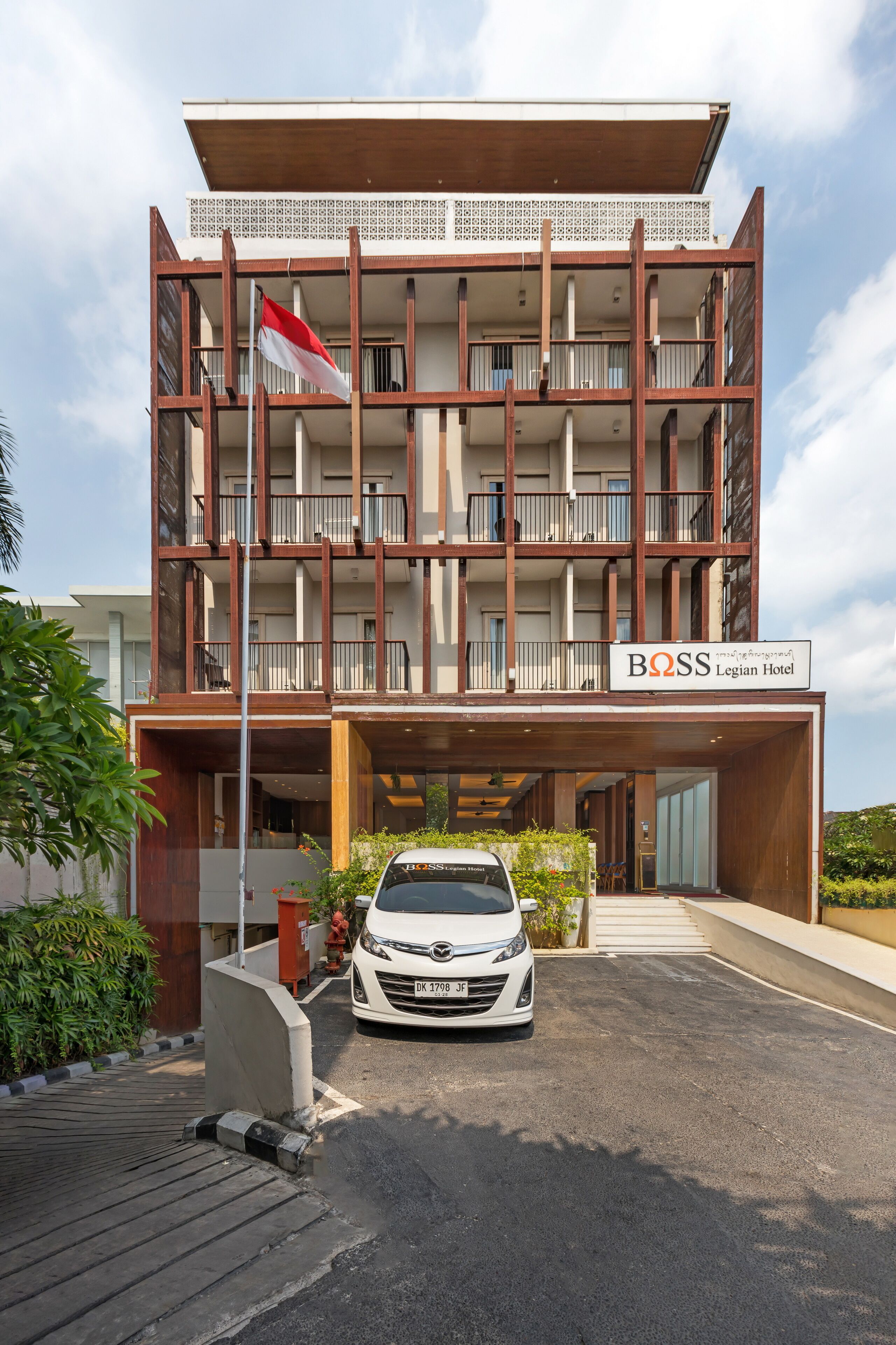 Boss Legian Hotel
