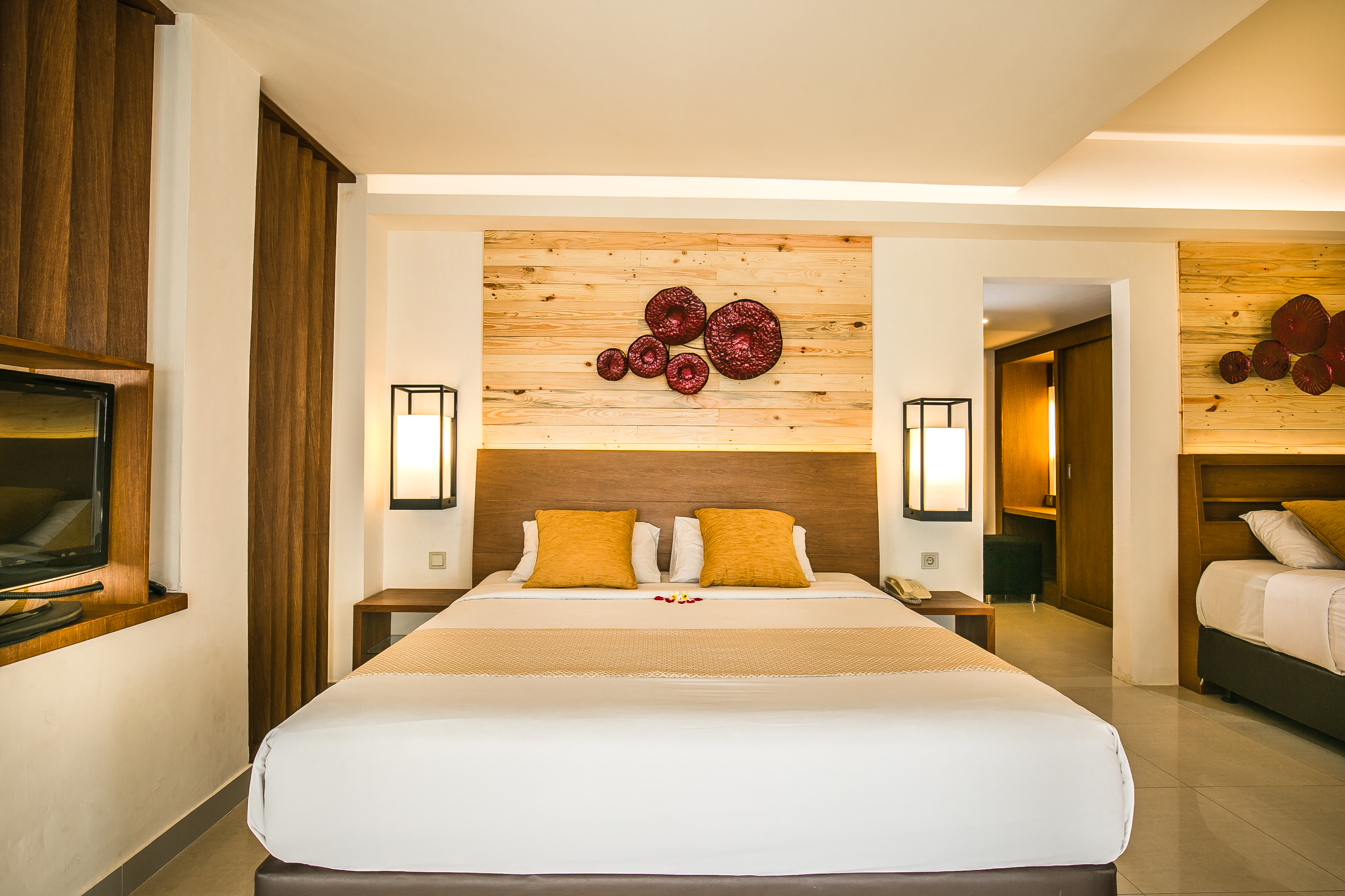 Casa Padma Hotel & Suites