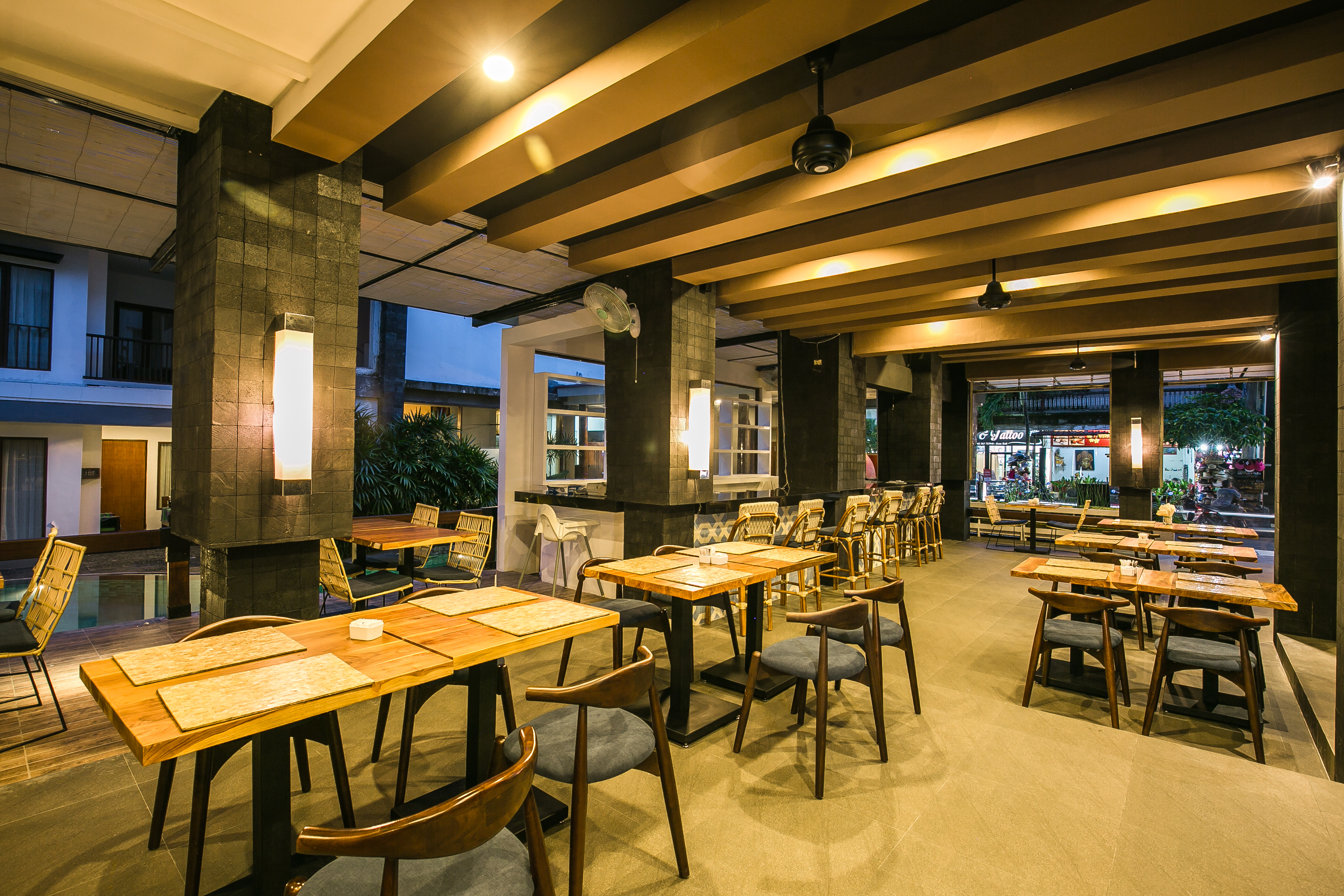 Casa Padma Hotel & Suites