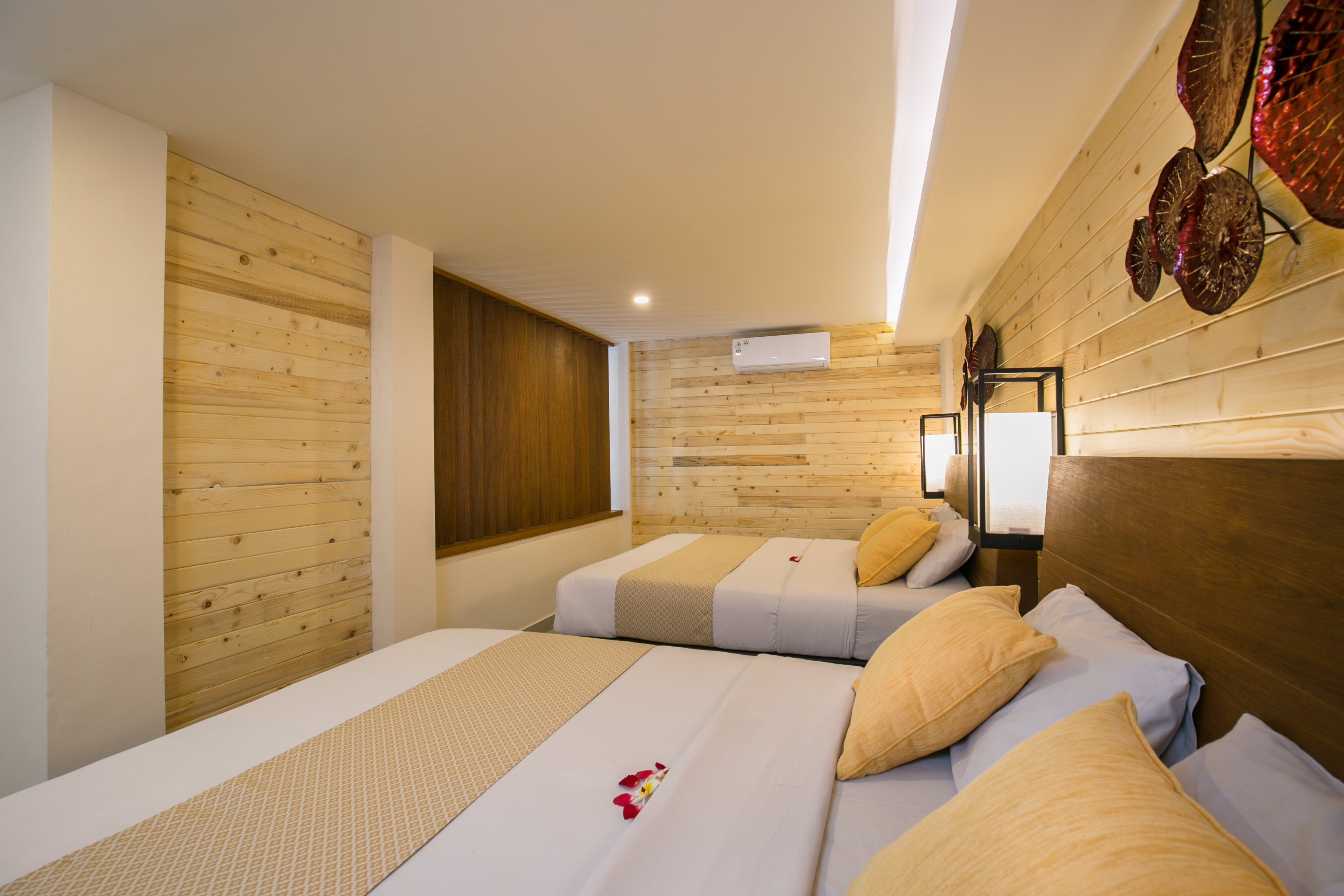 Casa Padma Hotel & Suites