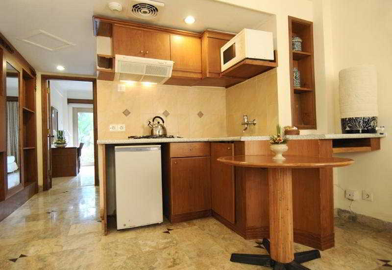 Club Bali Family Suites @ Legian Beach