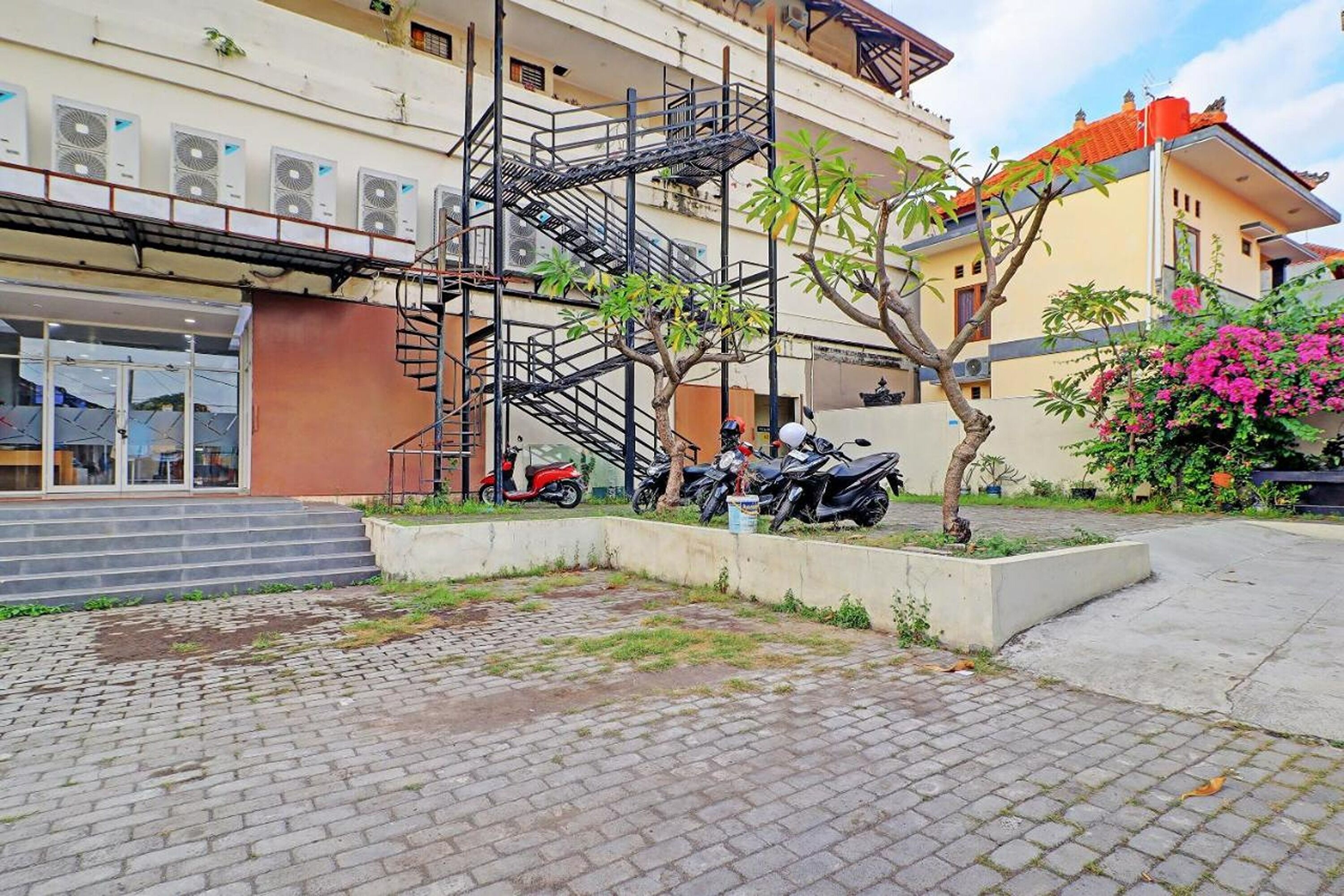 Guest House Simalem