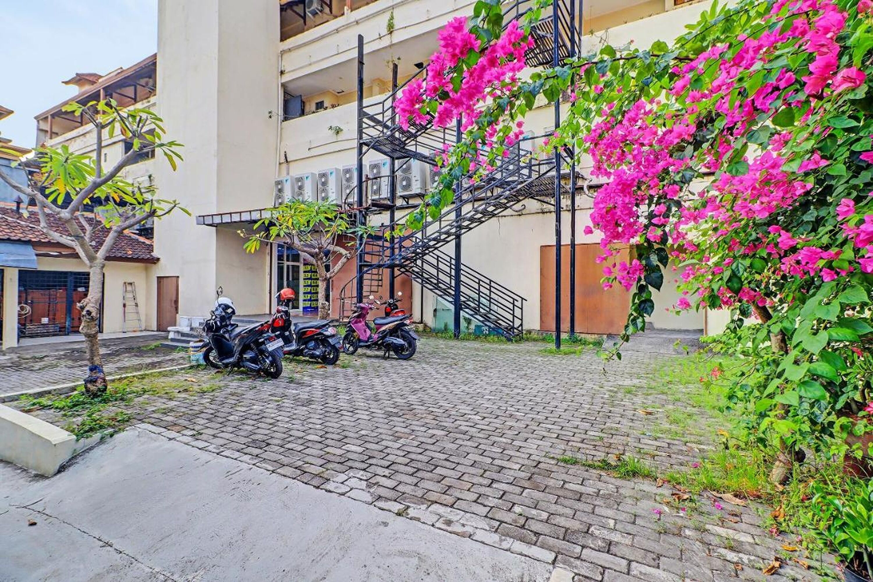 Guest House Simalem