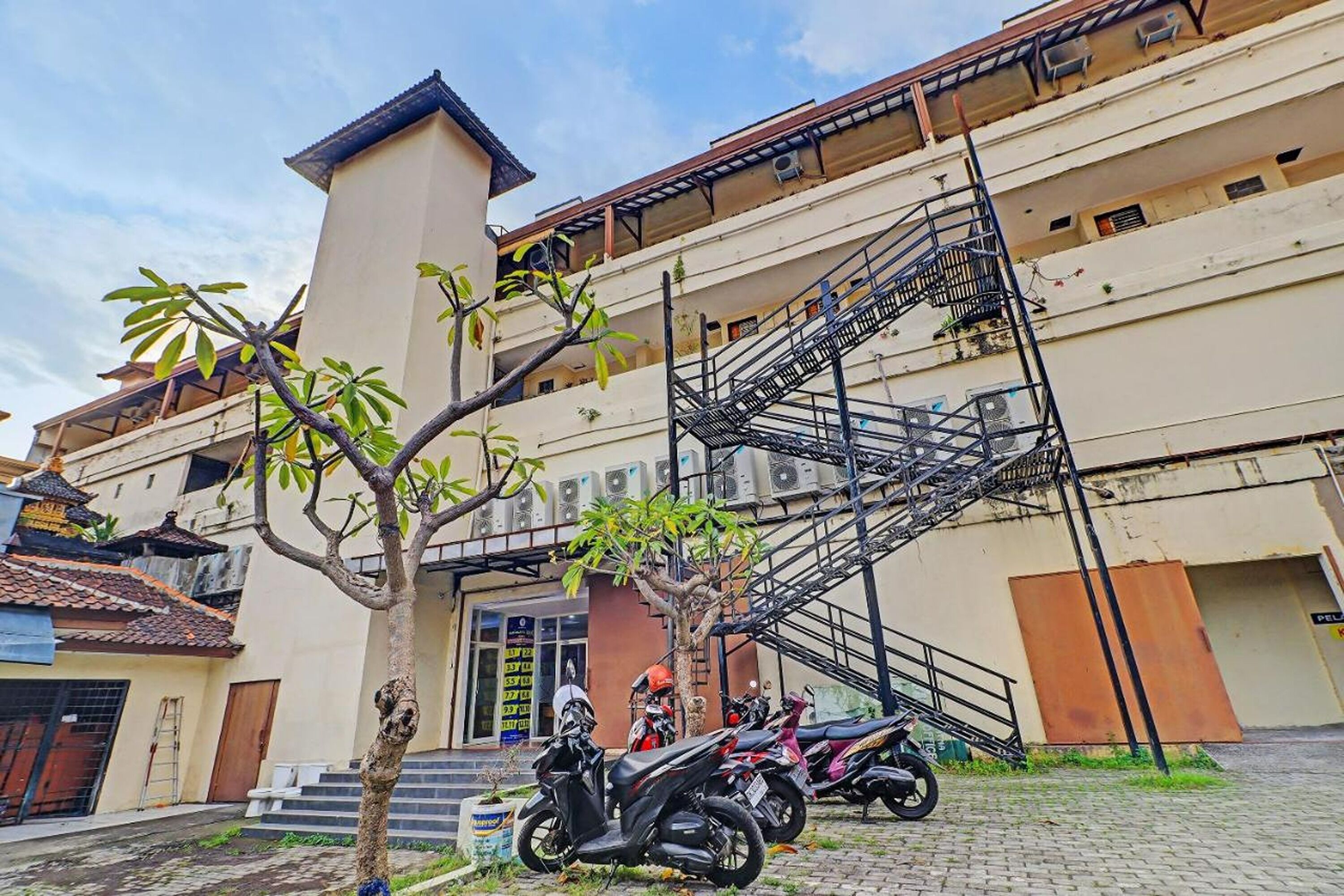 Guest House Simalem