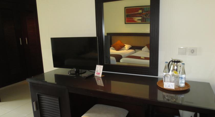 Puri Raja Hotel Legian Bali