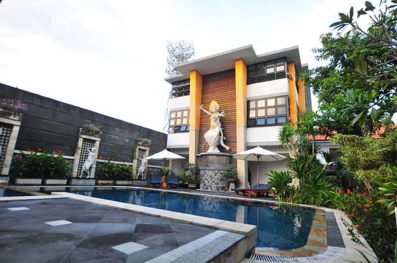 Hotel Sandat legian