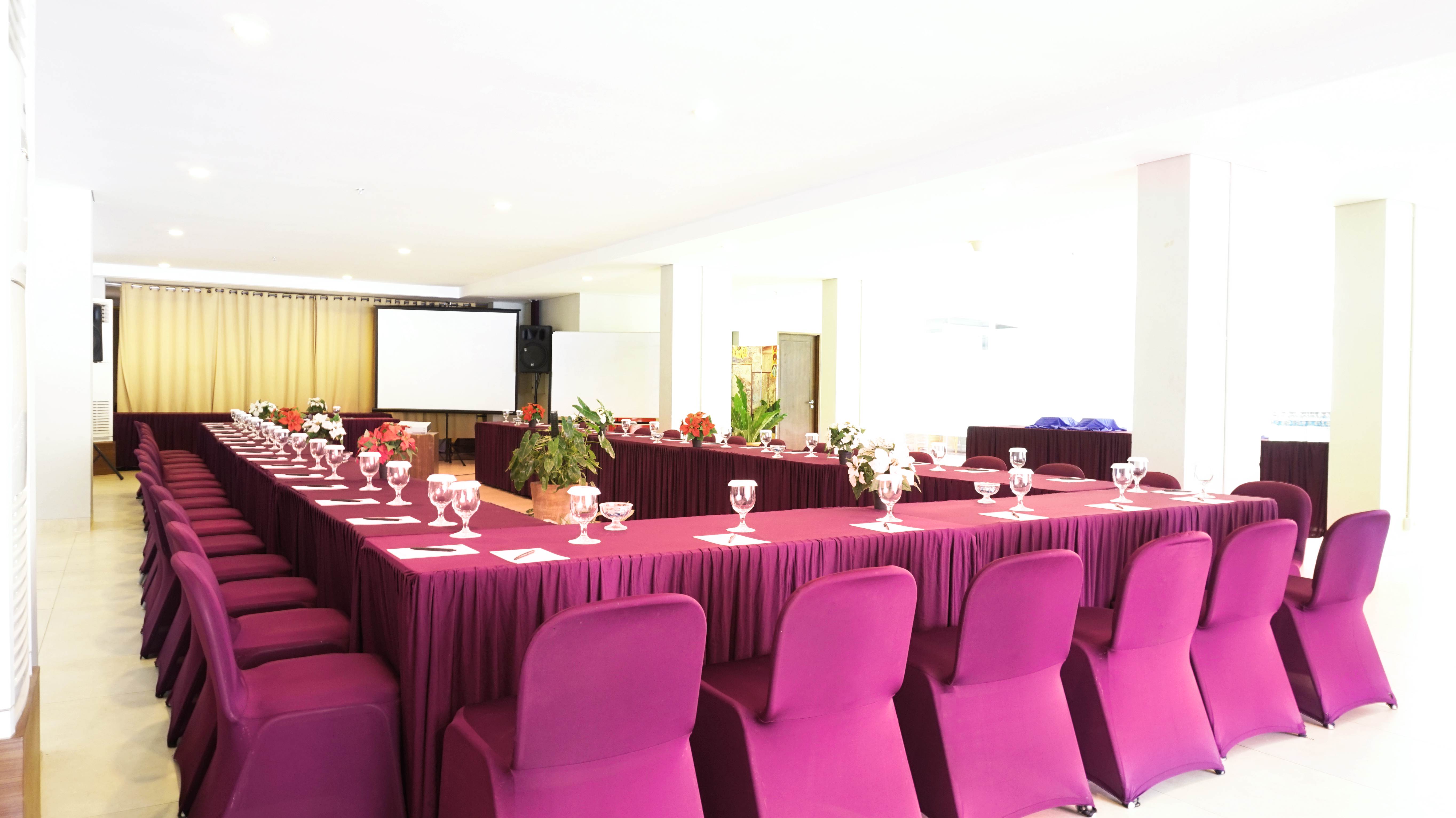 J4 Hotels
