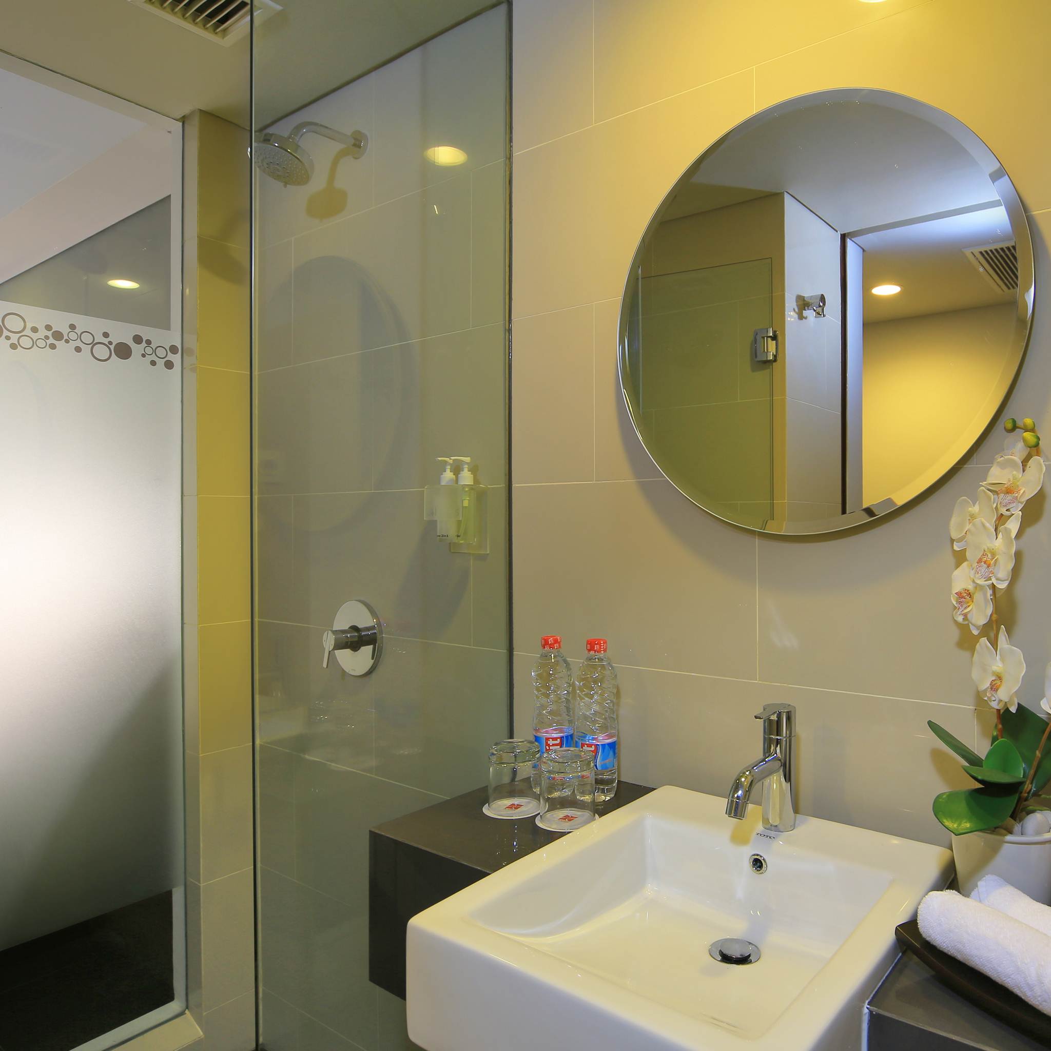 J4 Hotels
