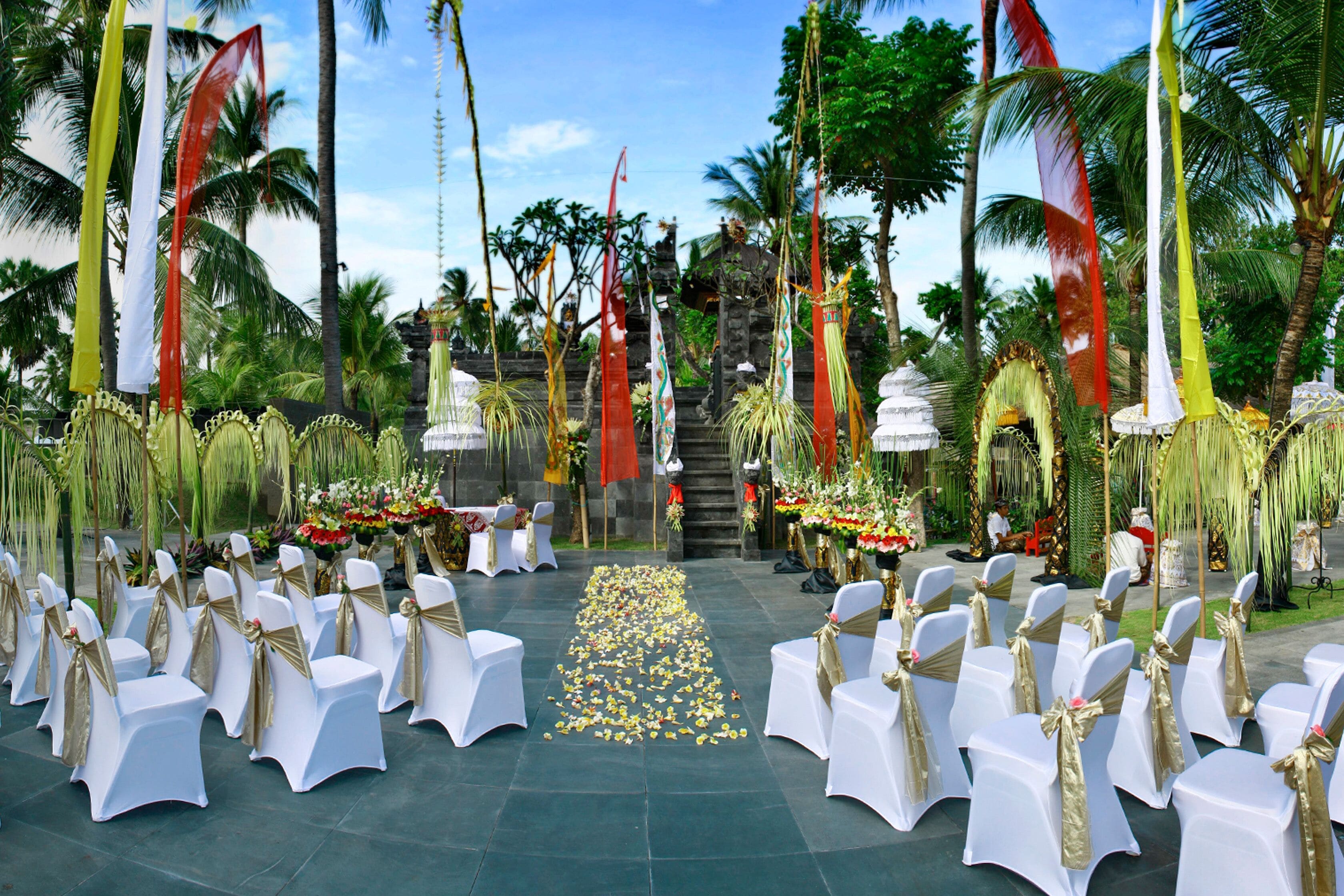 Legian Beach Hotel