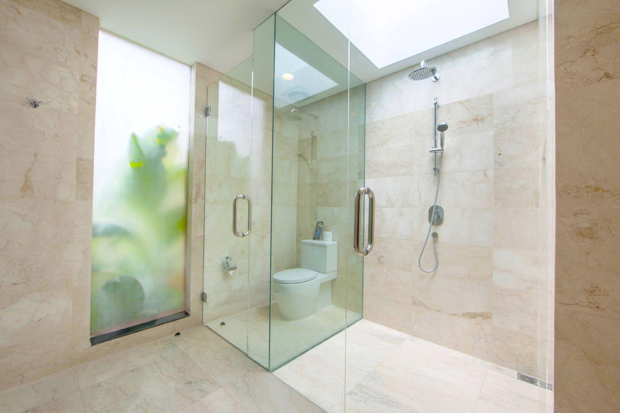 Legian Beach Villas