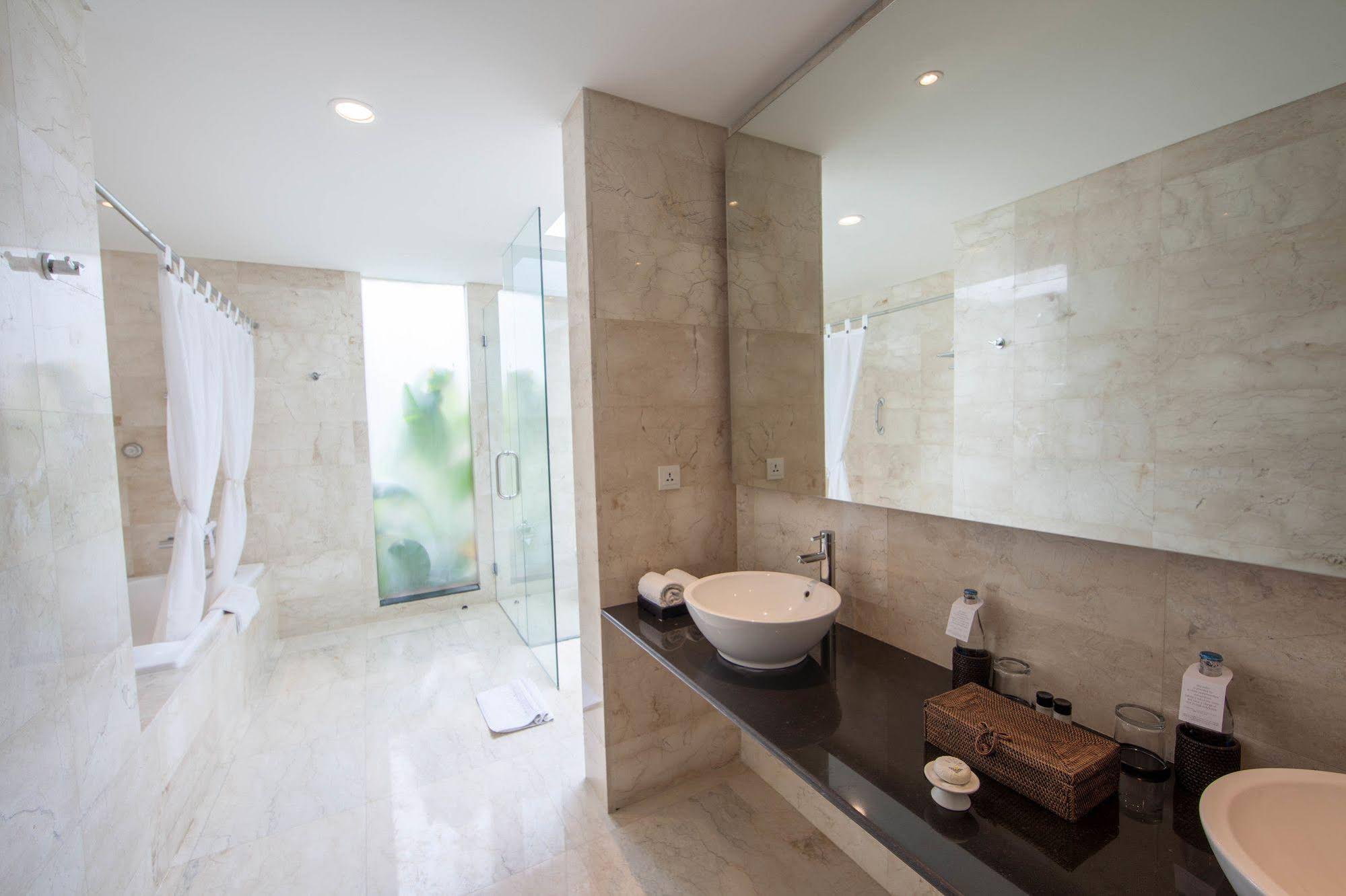 Legian Beach Villas