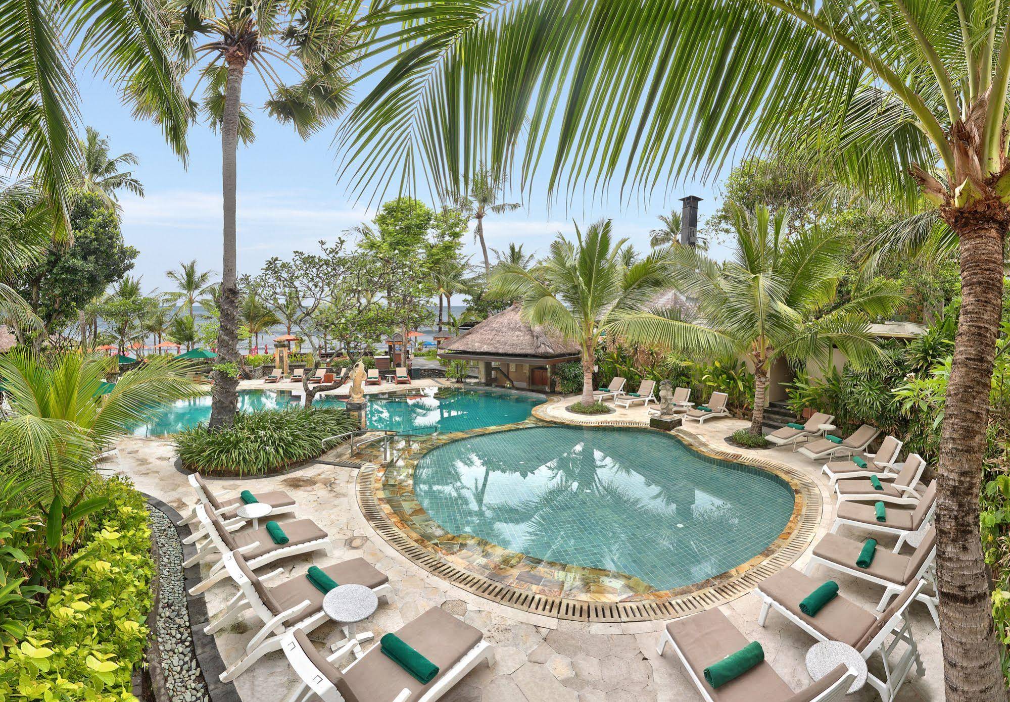 Legian Beach Villas
