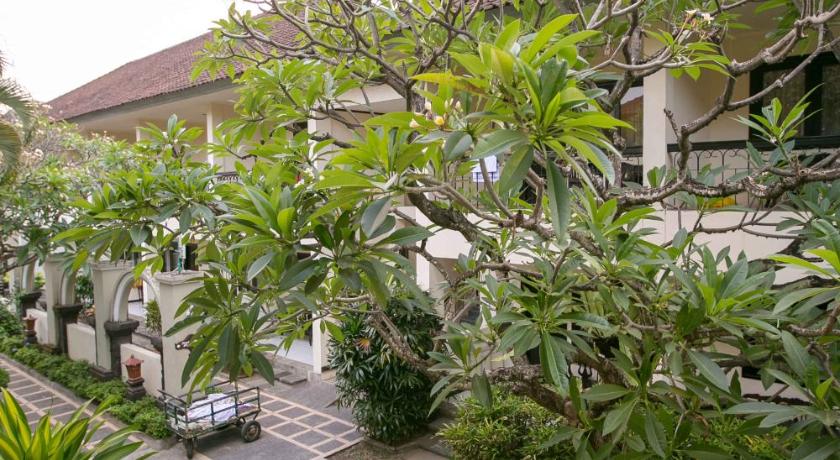 Legian Paradiso Hotel