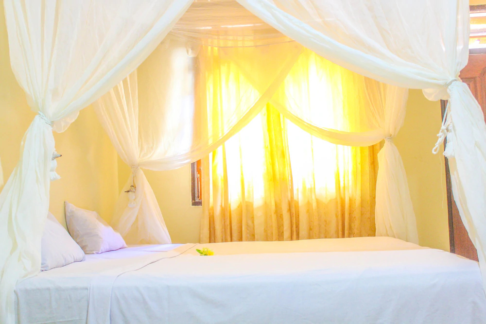 Lolo Beach Inn