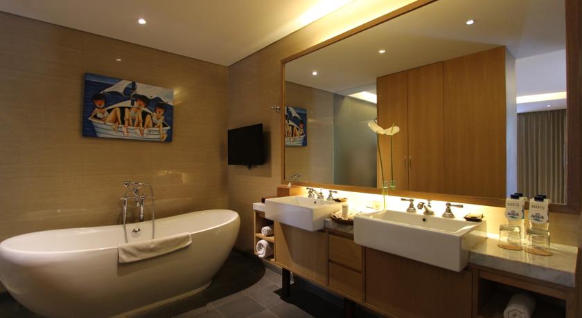 Ossotel Legian
