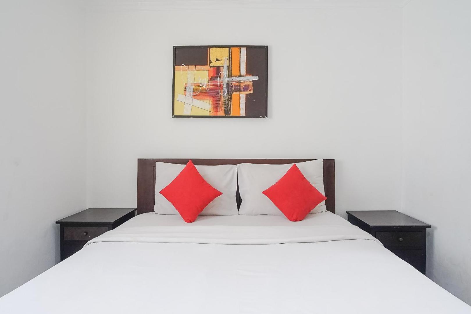 OYO 90082 Gana Inn Legian