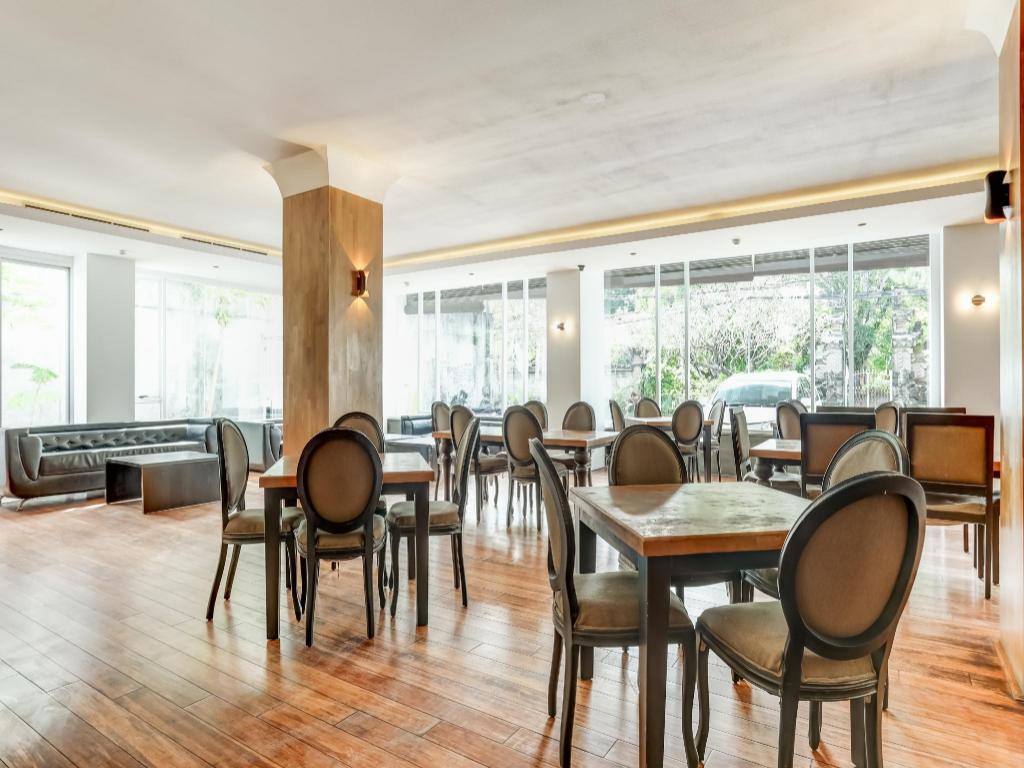 Premium Legian