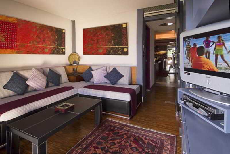 Sejuk Suites
