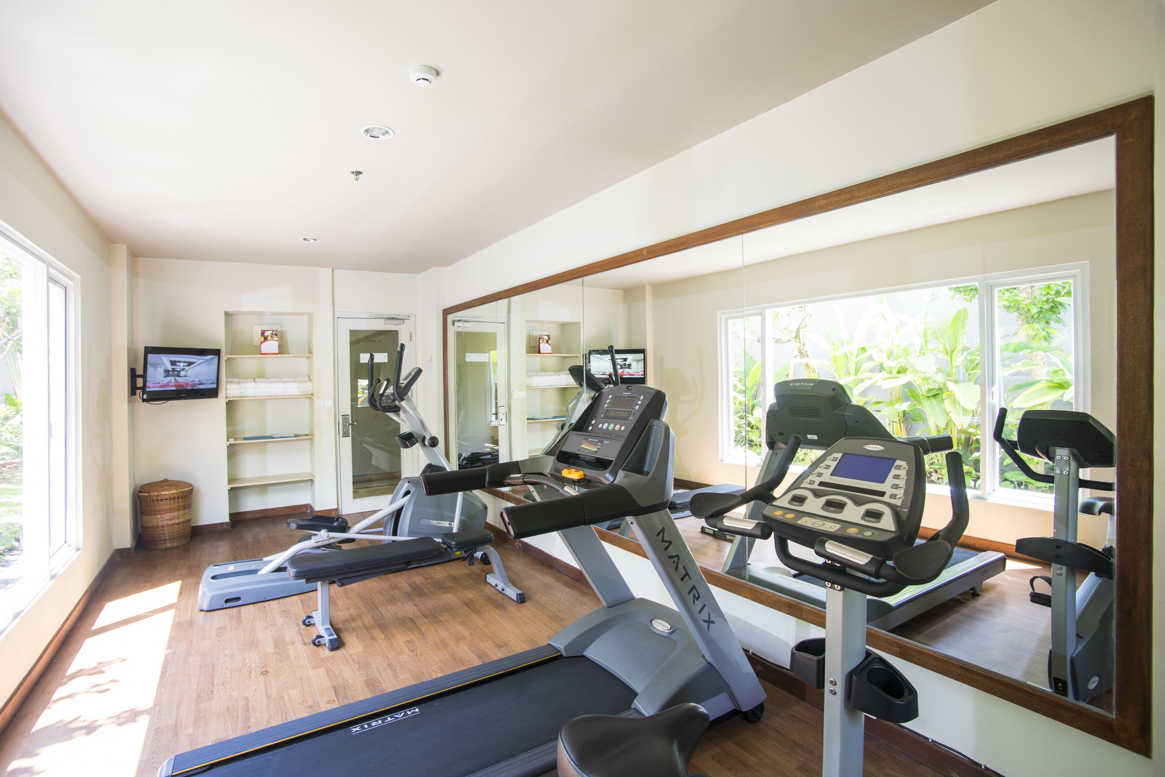SEVN Legian Hotel