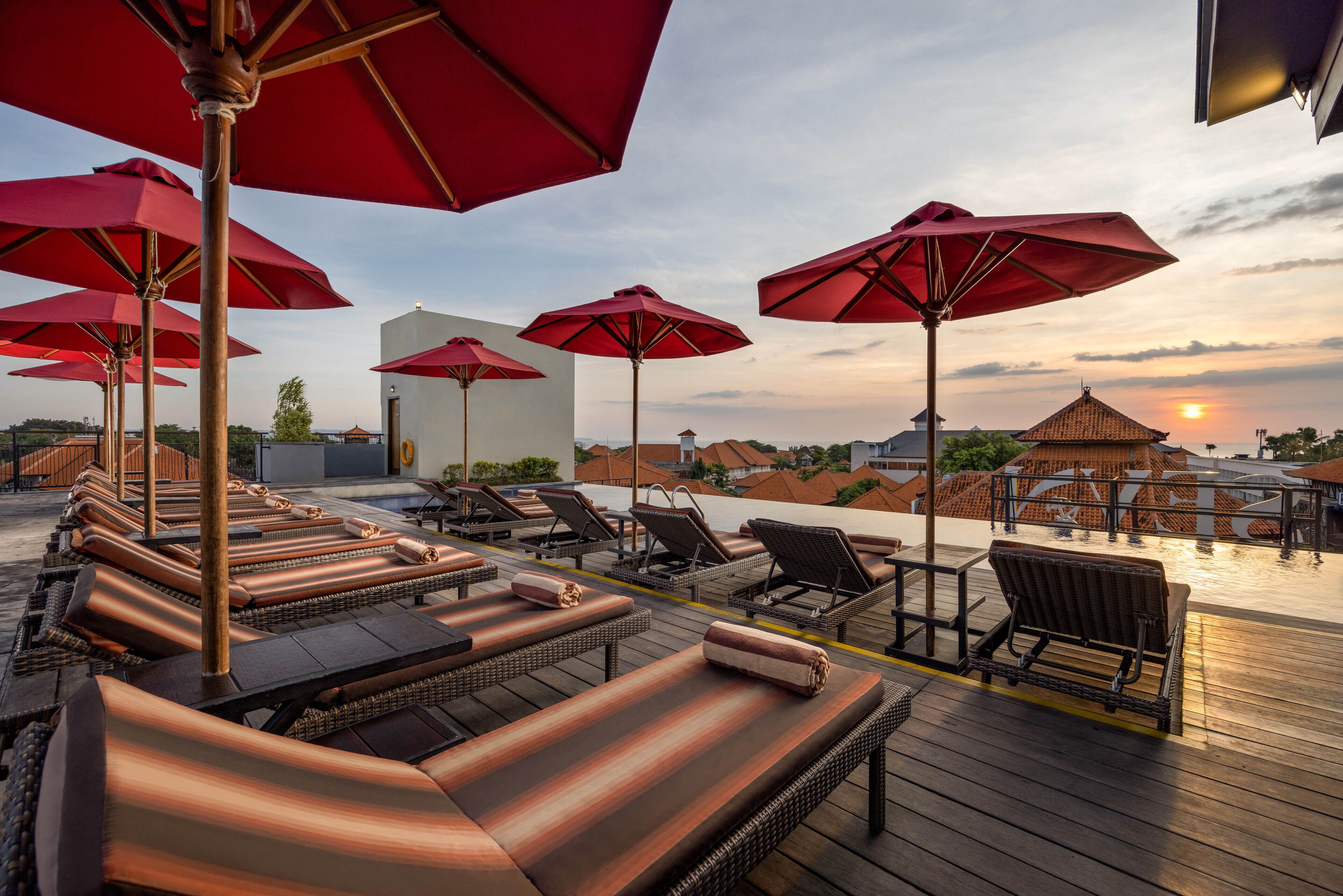 SEVN Legian Hotel