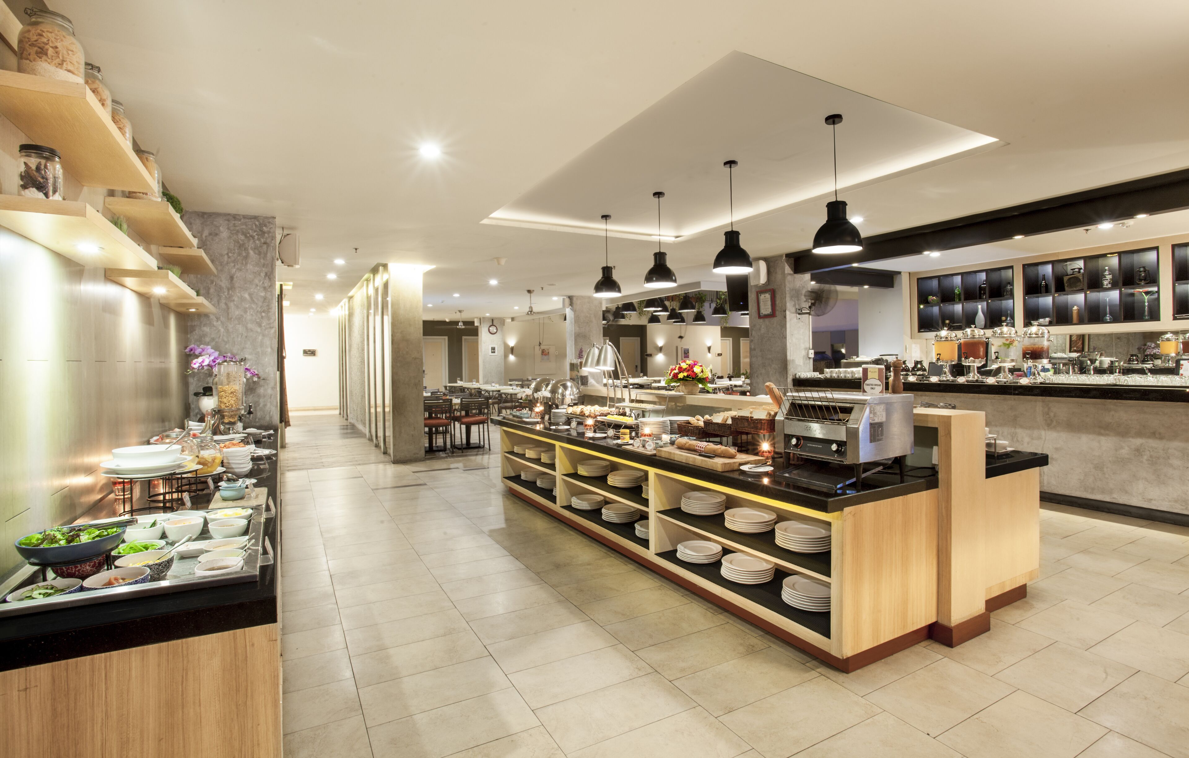 SEVN Legian Hotel
