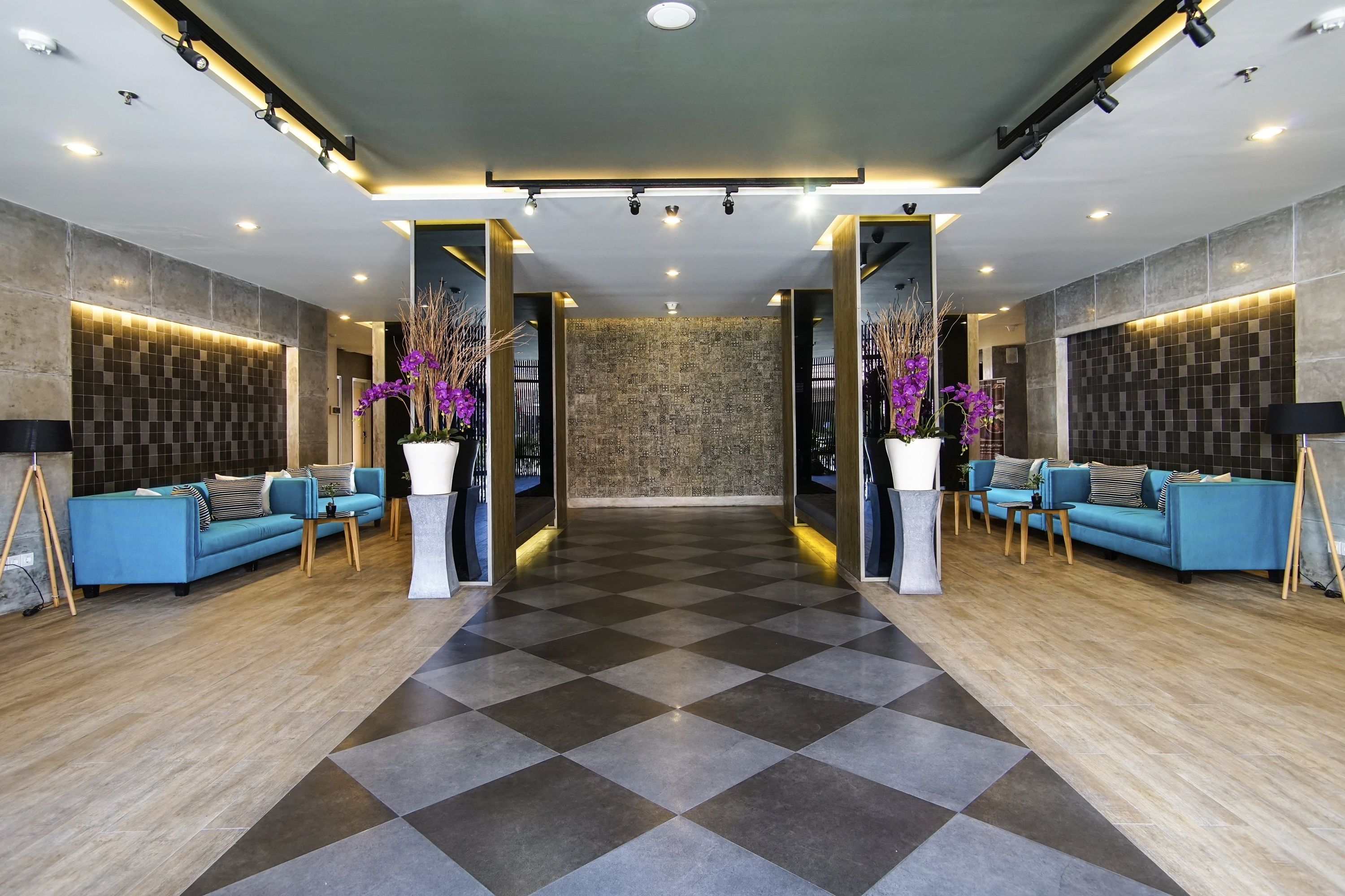 SEVN Legian Hotel