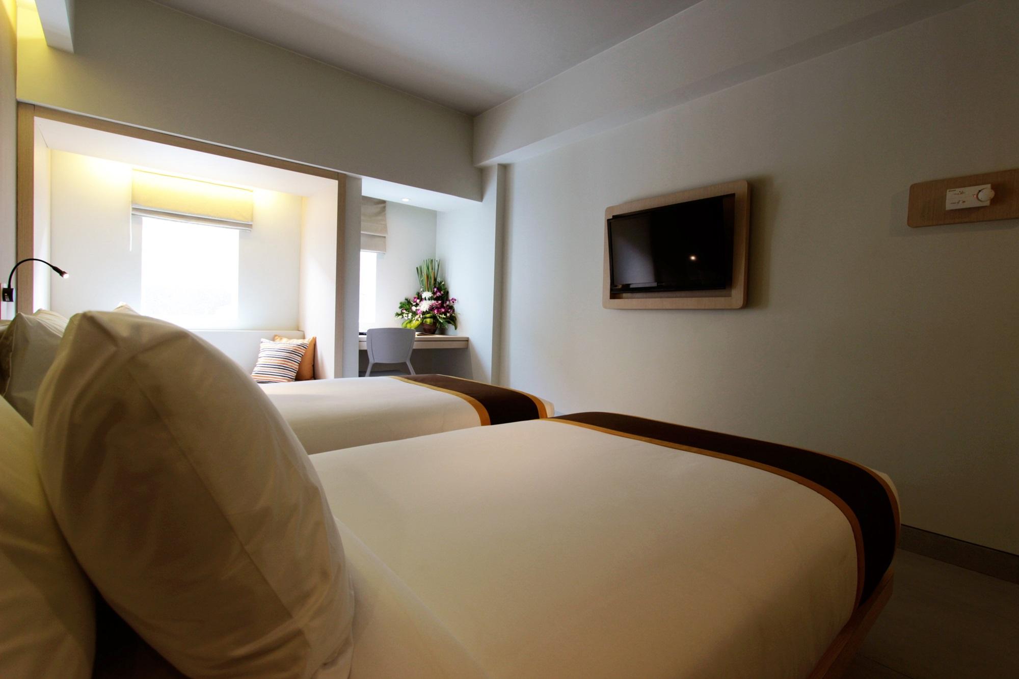 SEVN Legian Hotel