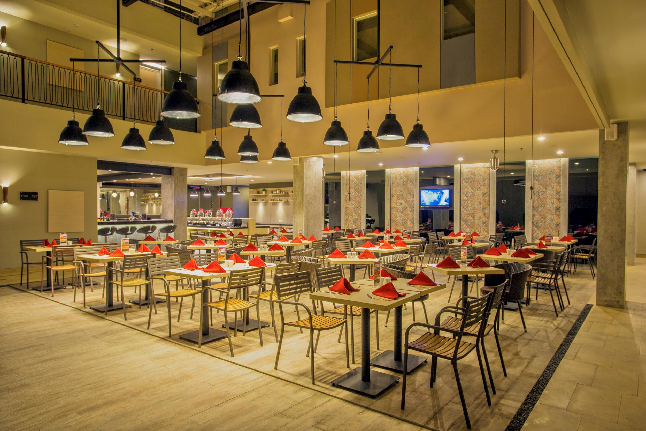 SEVN Legian Hotel