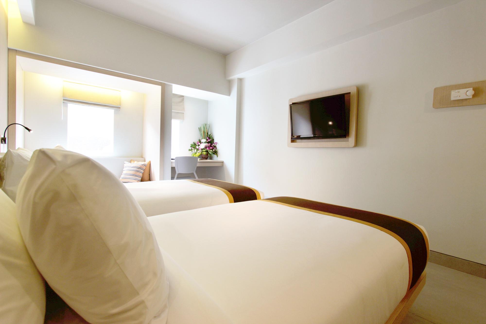 SEVN Legian Hotel