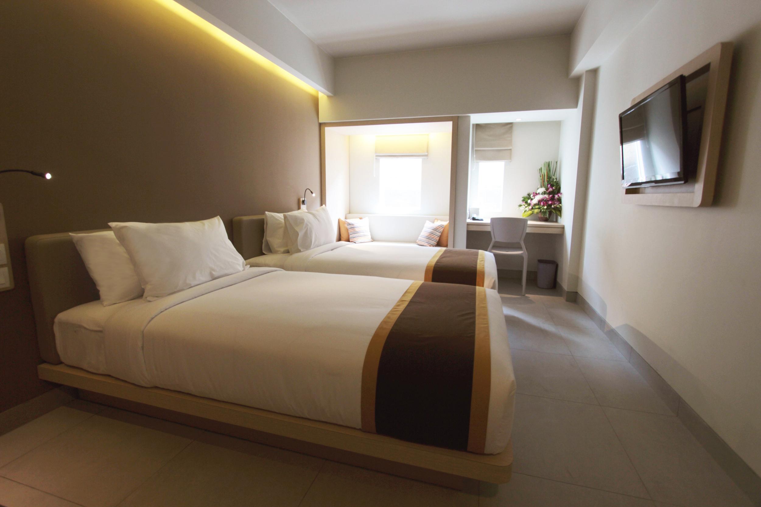 SEVN Legian Hotel