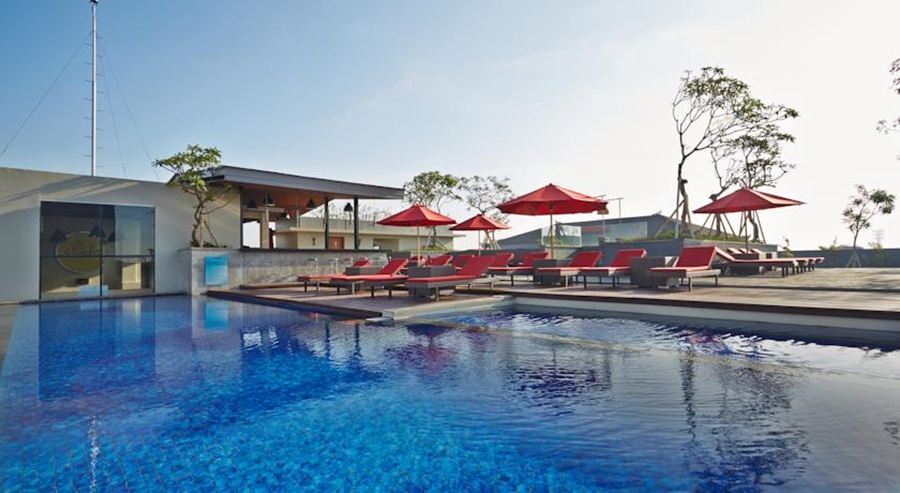 SEVN Legian Hotel