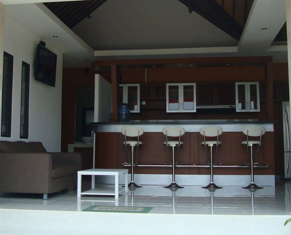 Tanjung Lima Villas