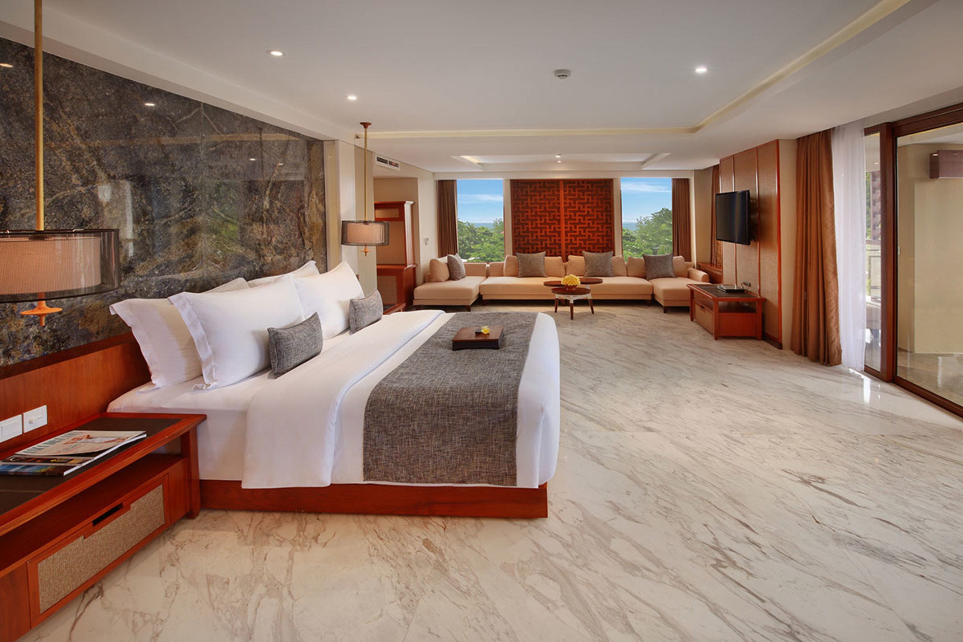 The Bandha Hotel & Suites