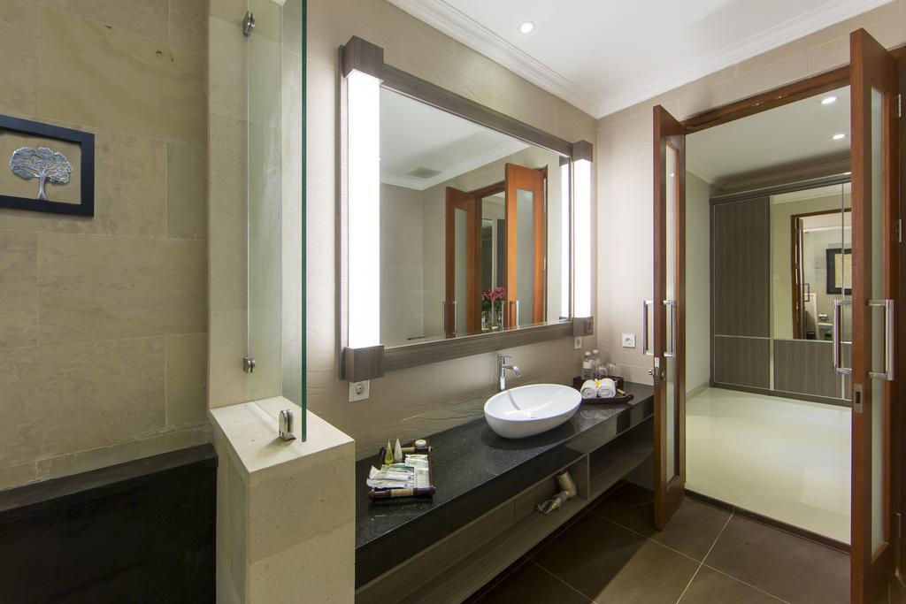 The Banyumas Suite Villa