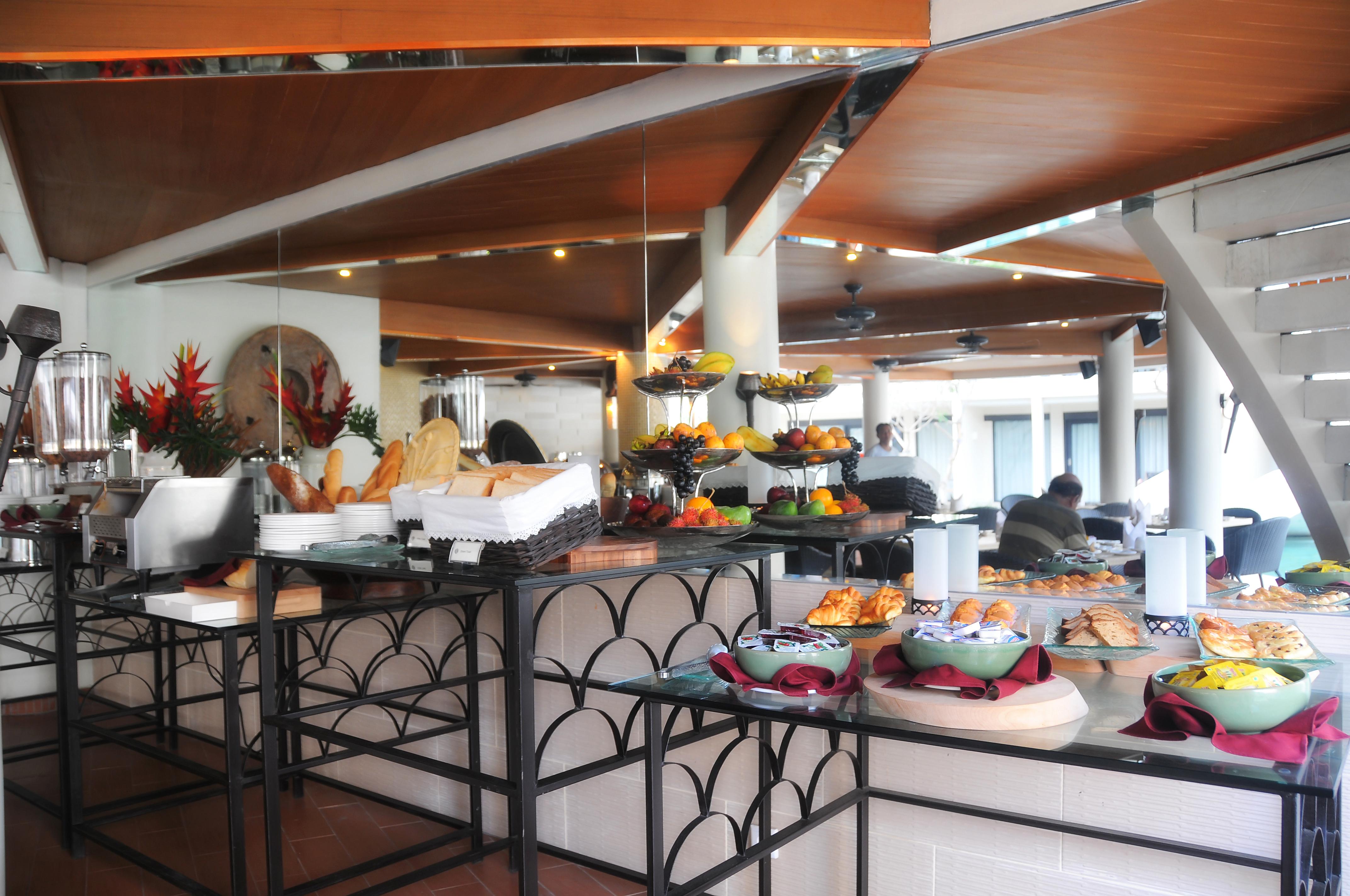 Away Bali Legian Camakila