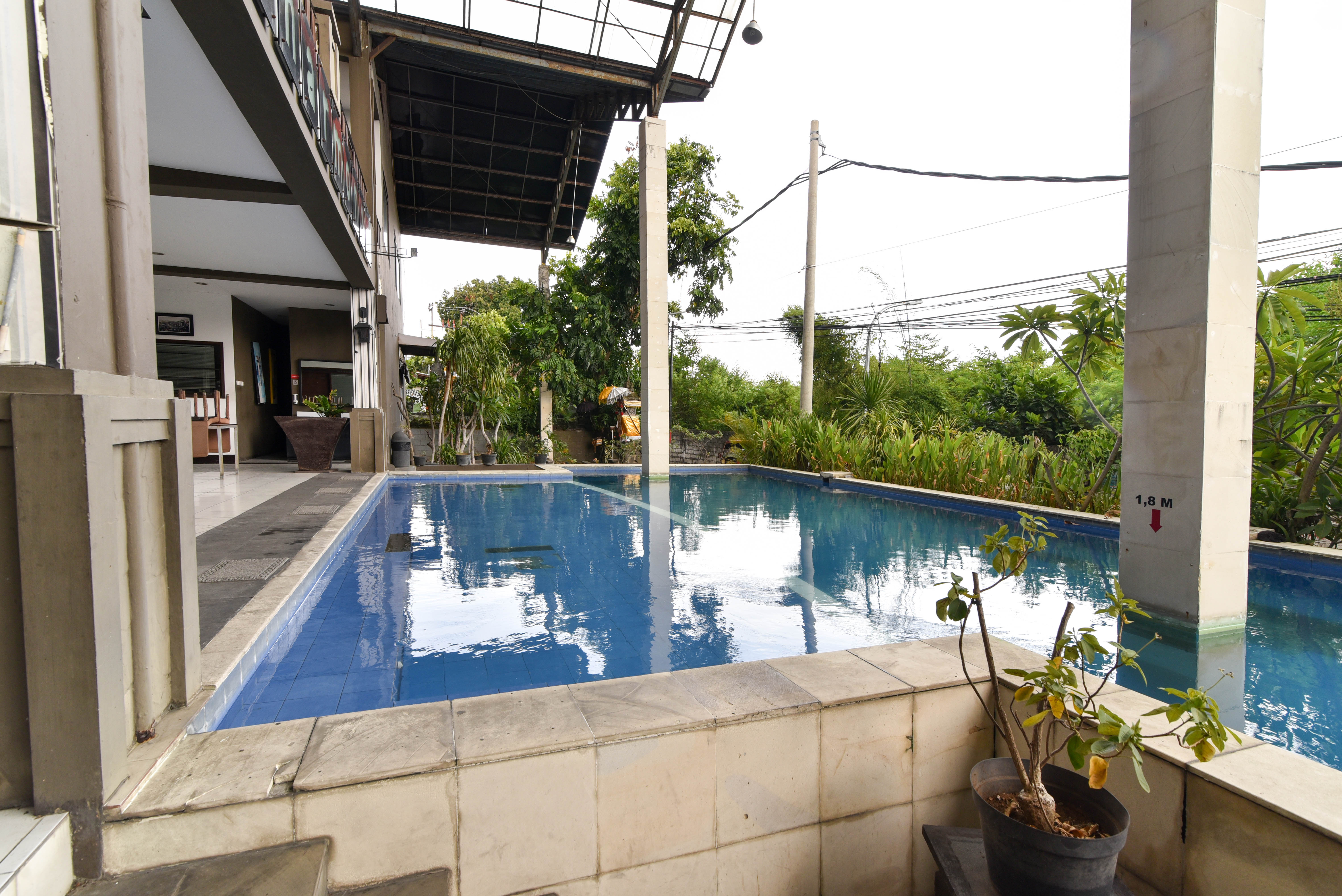 The Harmony Legian by RedDoorz