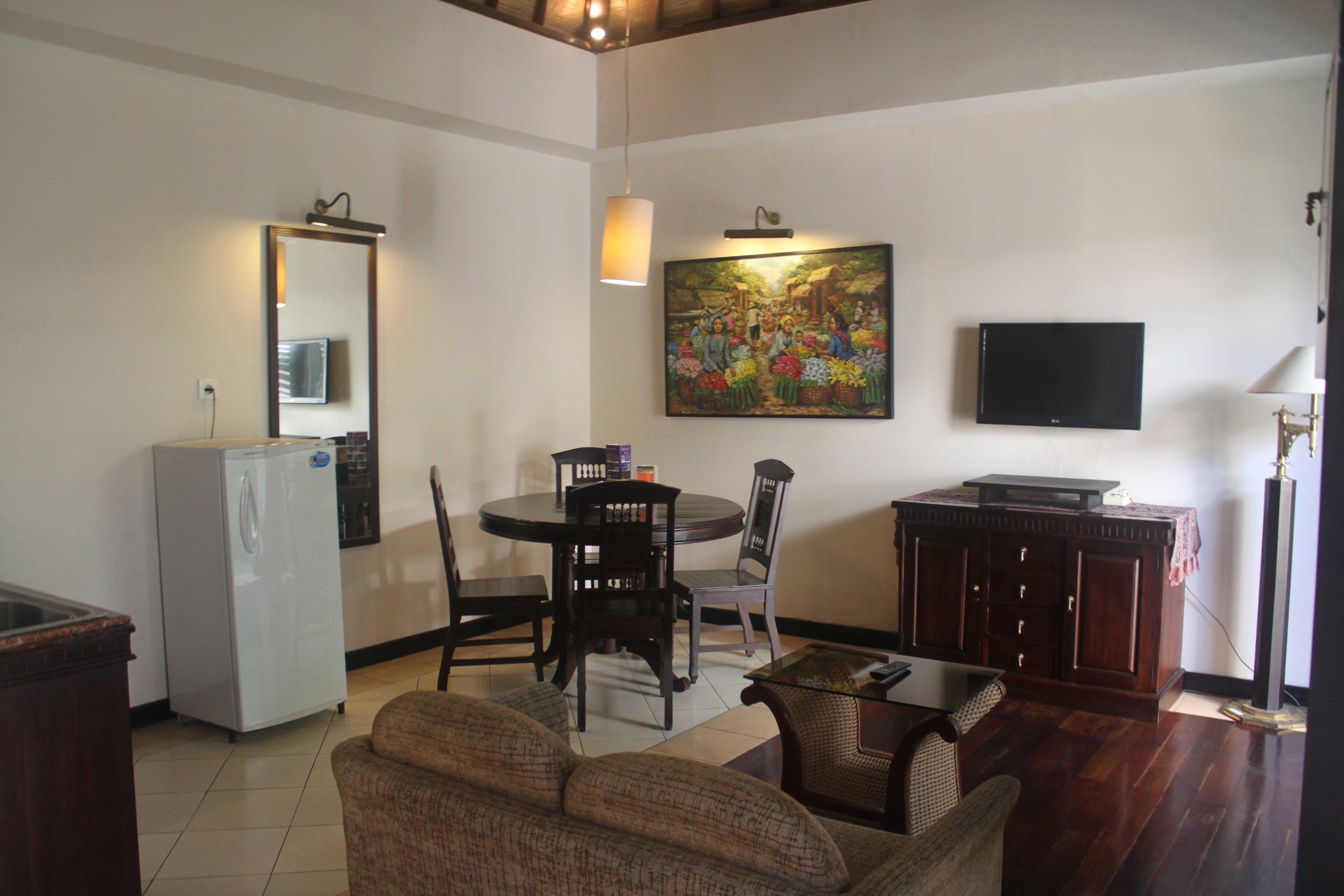Losari Hotel & Villas