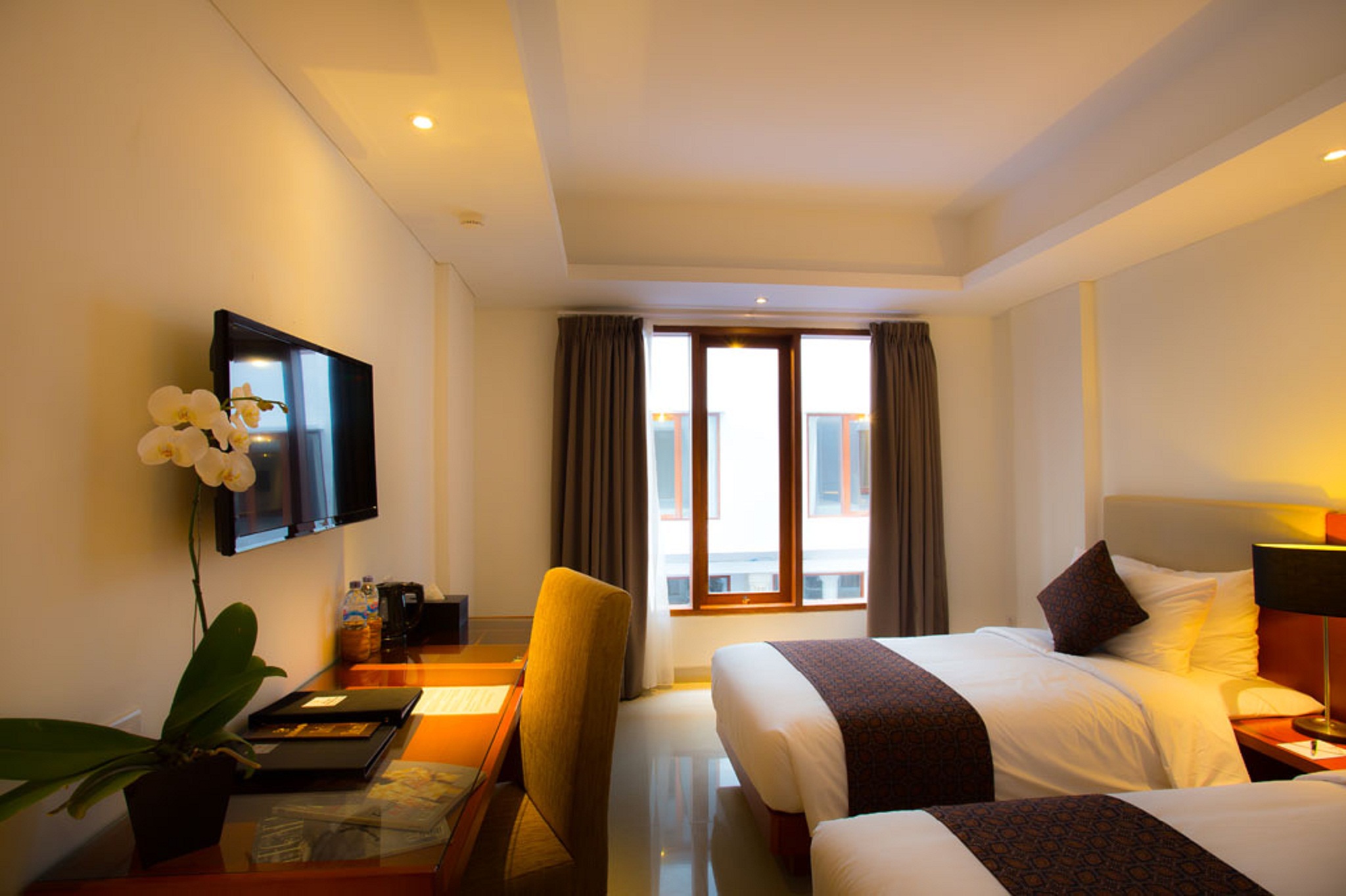 The Sun Hotel & Spa